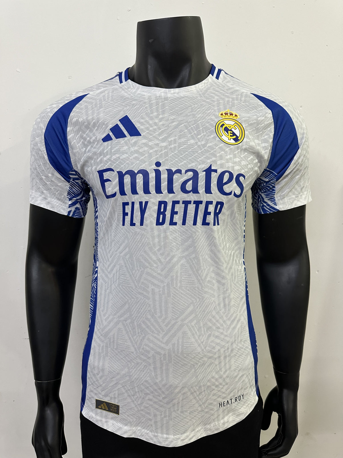 Real Madrid Player 25/26 Blue & White Special Edition Kit – image 1