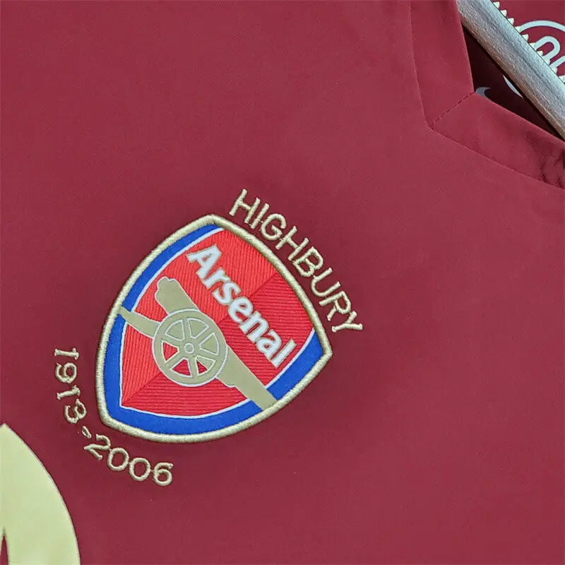 Arsenal 05/06 Home Kit Доставка 1 Работен Ден