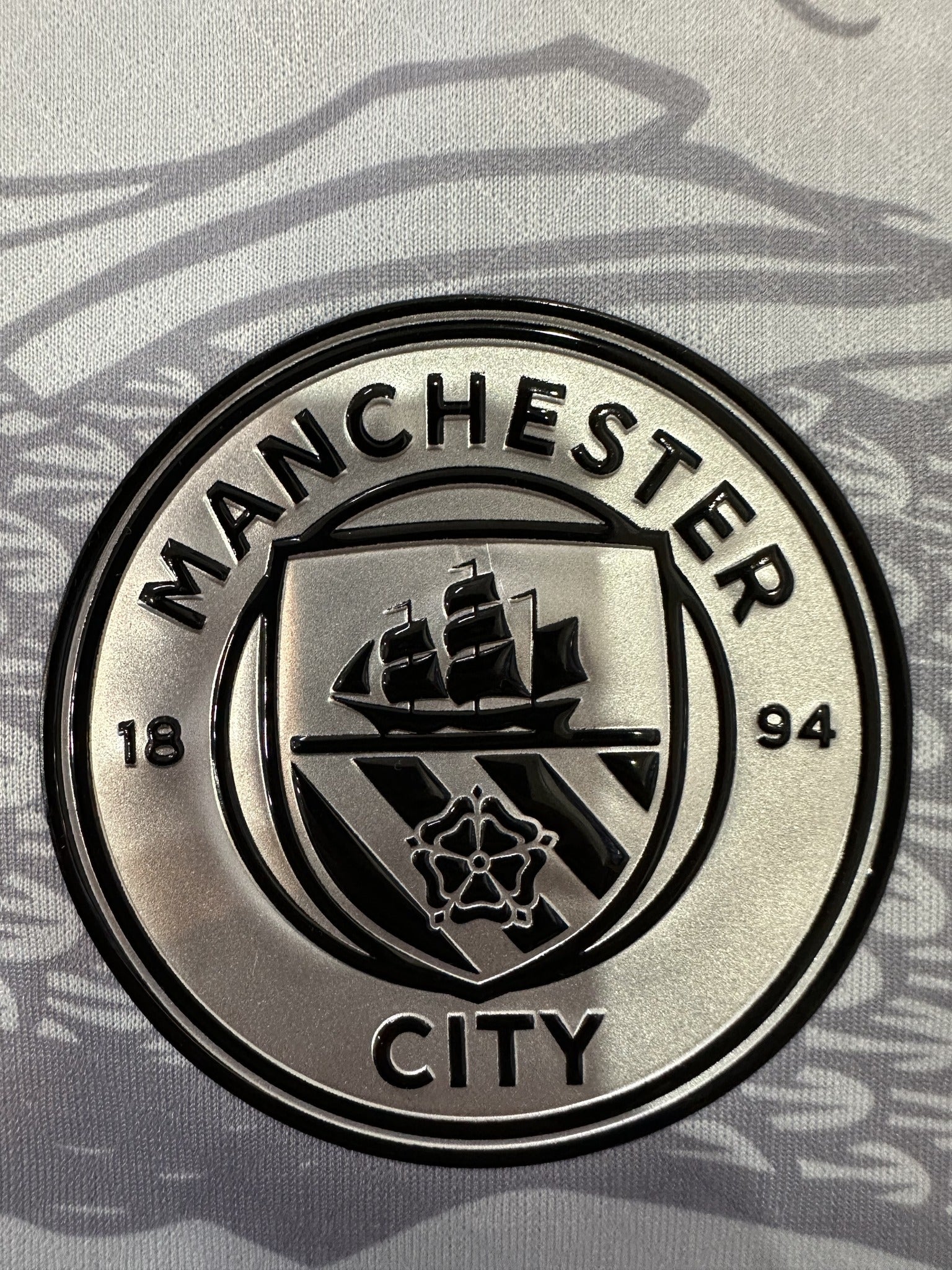 Manchester City Player Year of the Dragon Collaboration Special Edition Kit – image 5