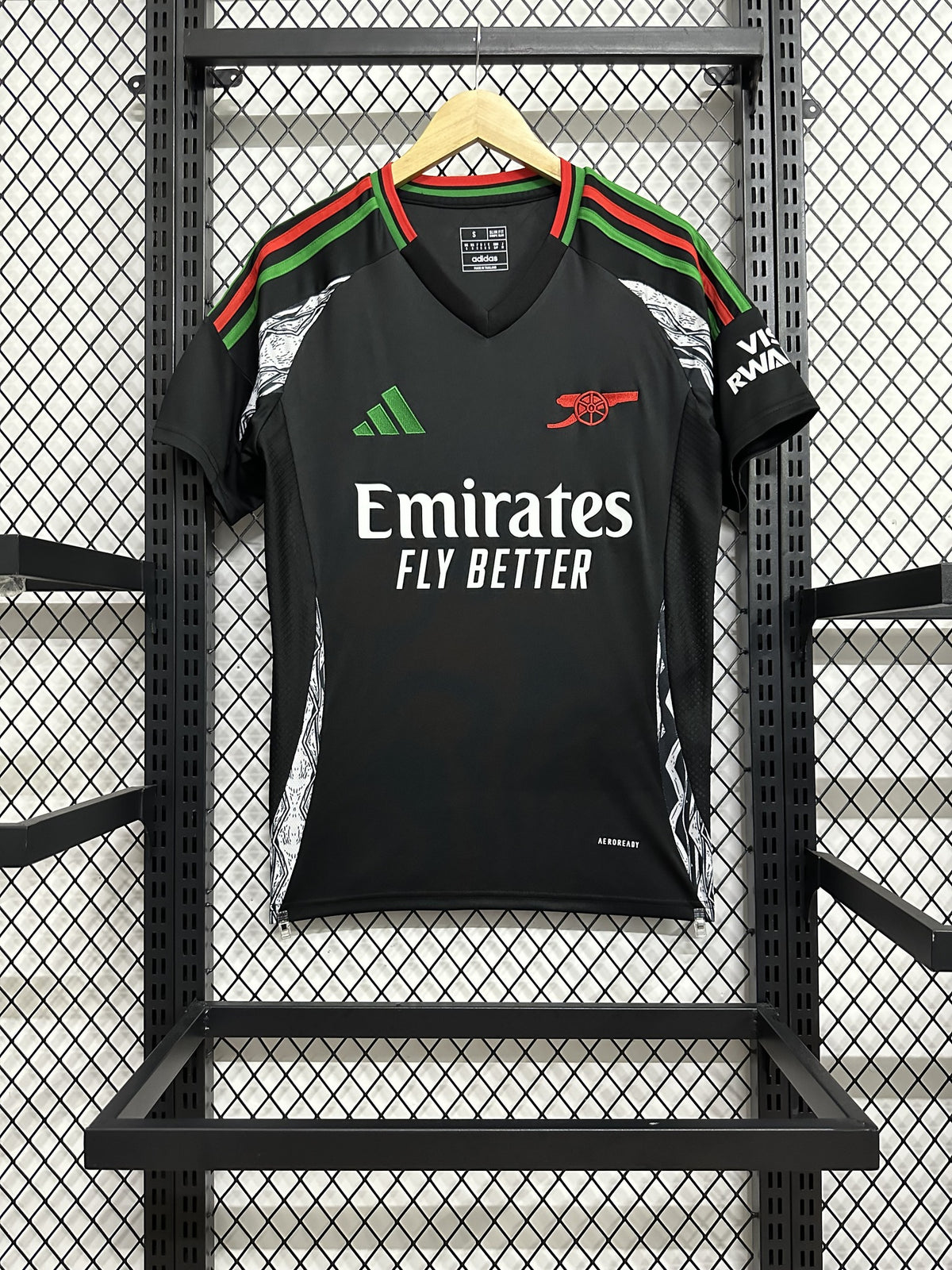 Arsenal 24/25 Away Kit – image 1