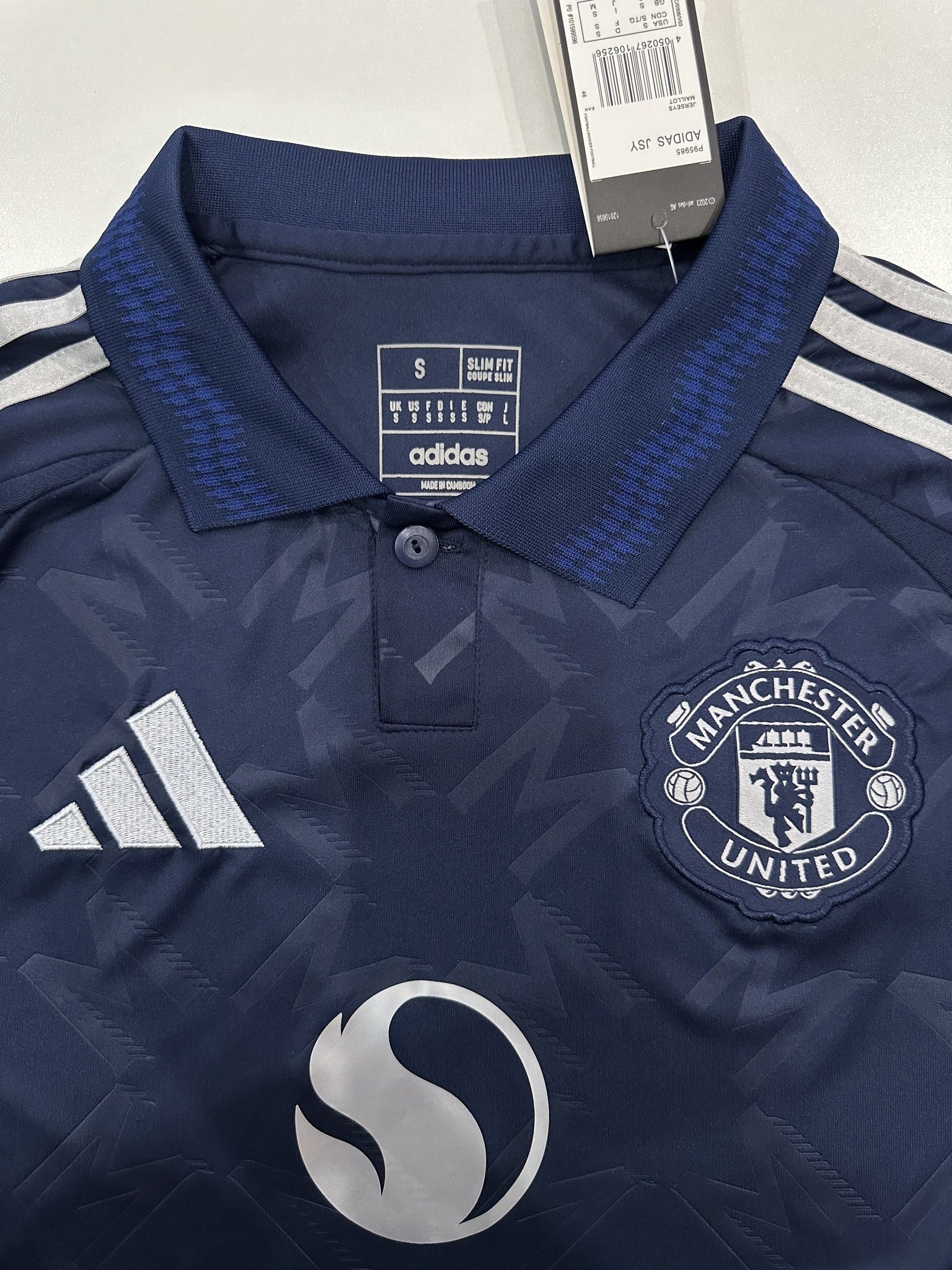 Manchester United 24/25 Away Kit – image 4