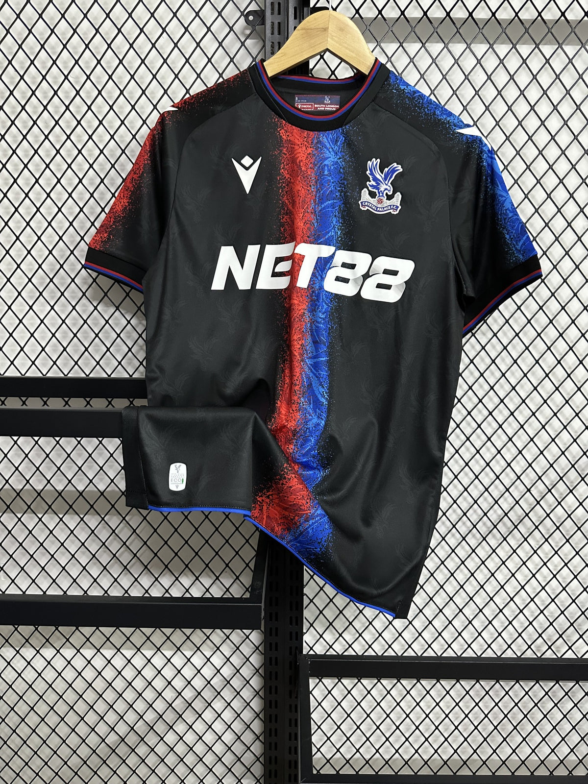 Crystal Palace 24/25 Third Kit – image 3