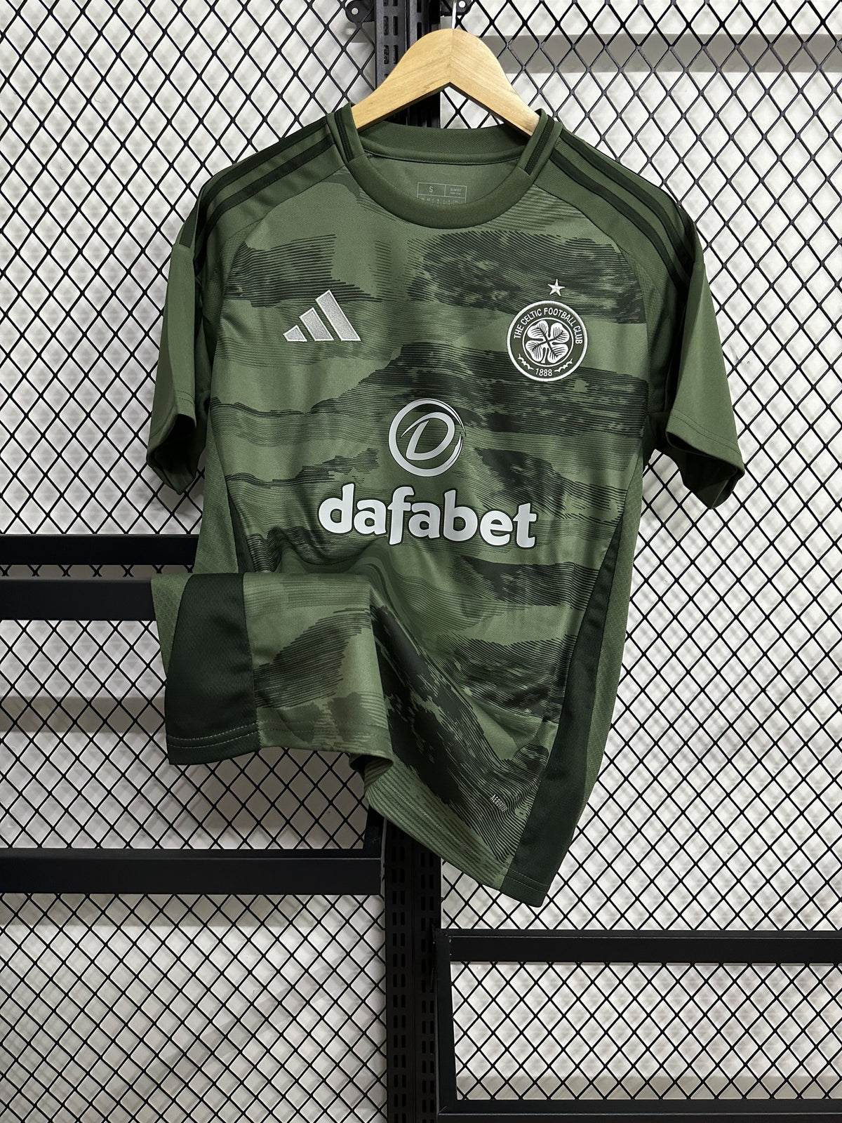 Celtic 24/25 Third Kit – image 3