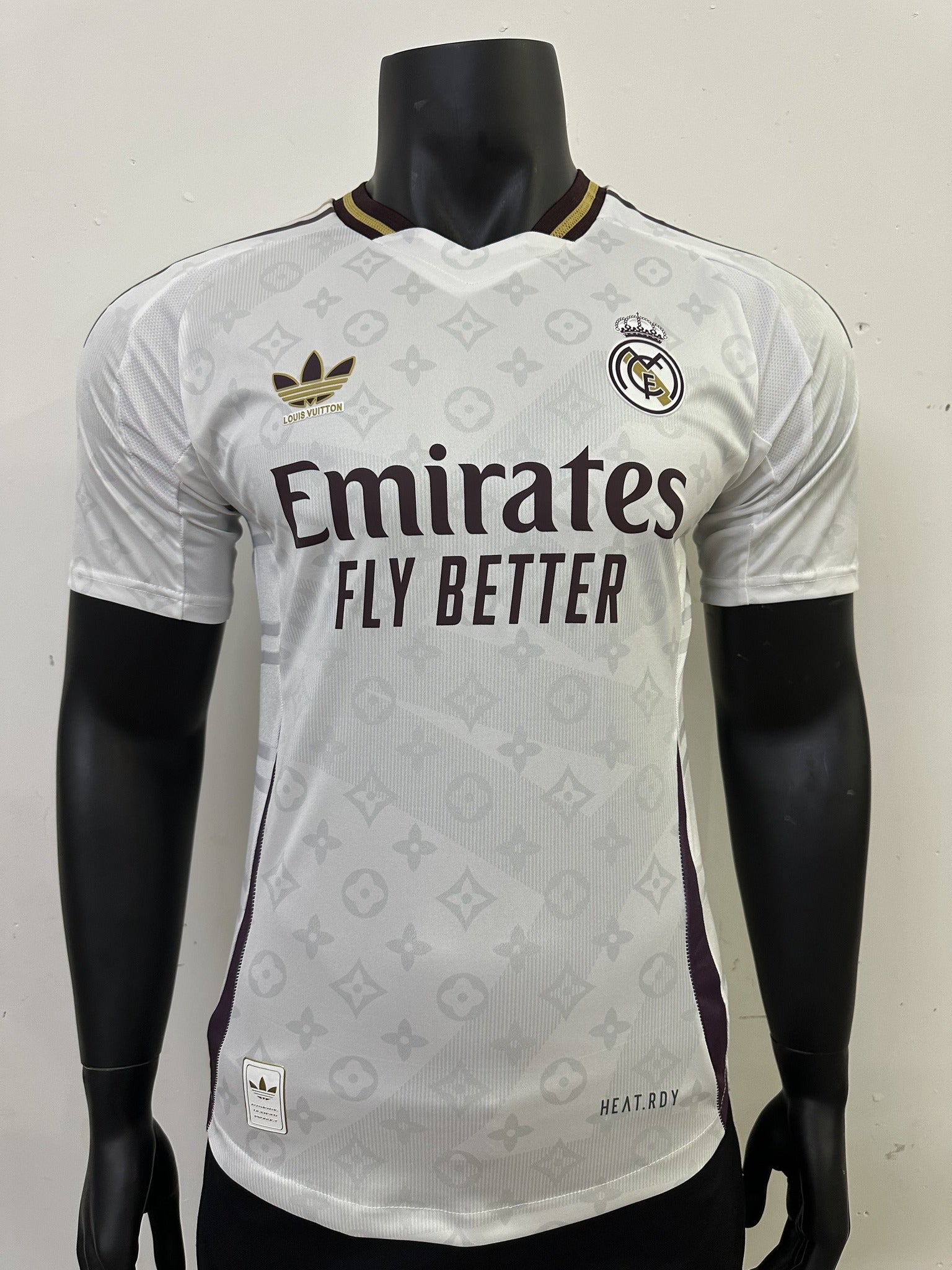 Real Madrid Player 24/25 Collaboration Special Edition Kit – image 1