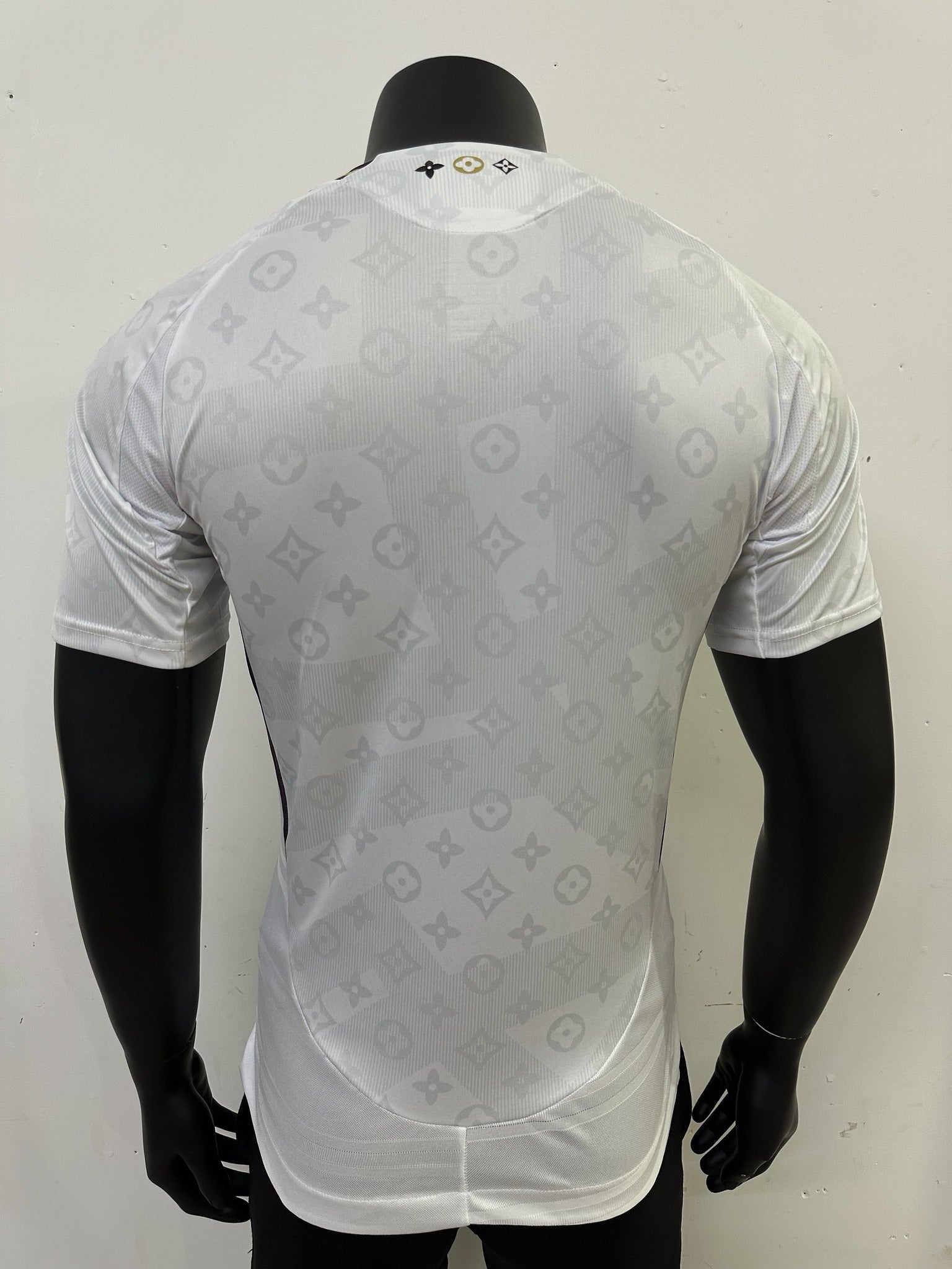 Real Madrid Player 24/25 Collaboration Special Edition Kit – image 2