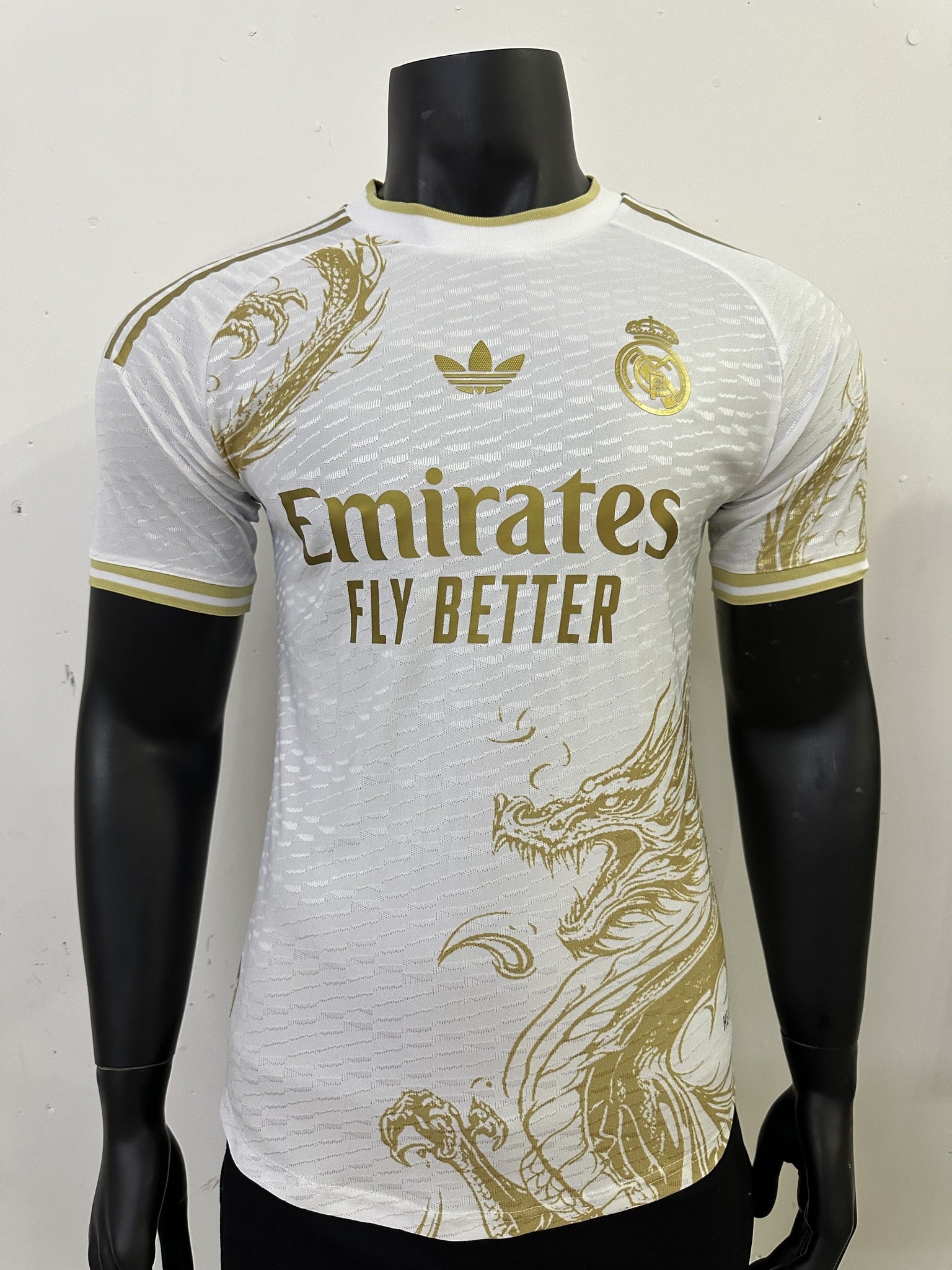 Real Madrid Player 24/25 Dragon White Special Edition Kit – image 1