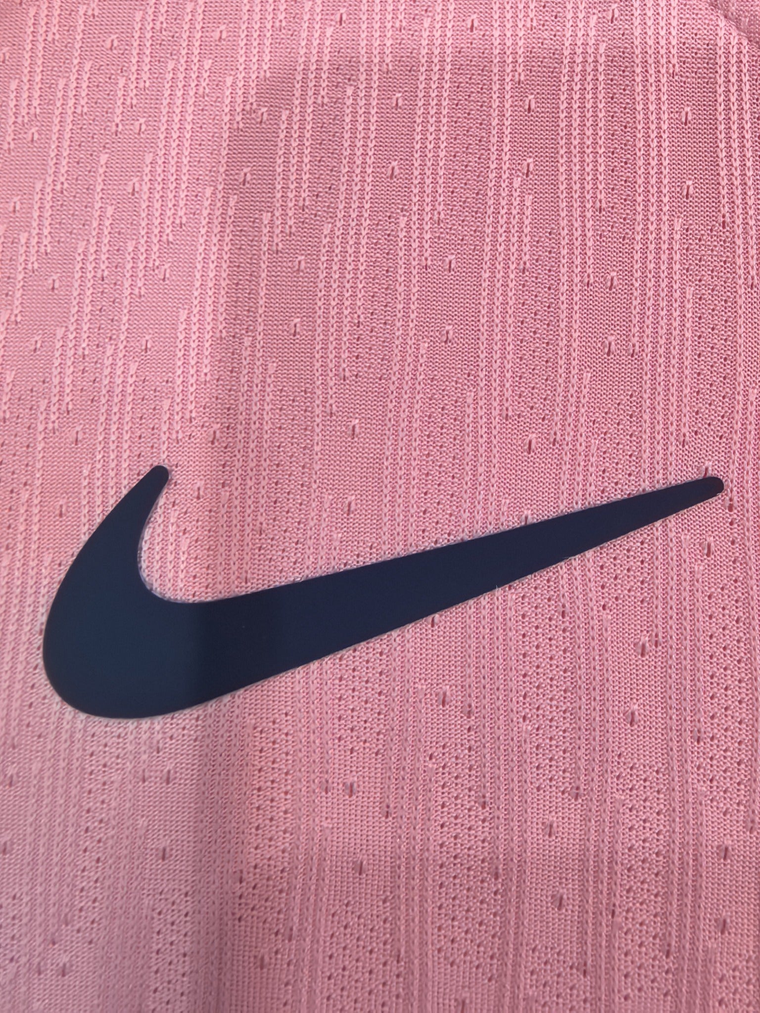 Barcelona Player 24/25 Pink Special Edition Kit – image 5
