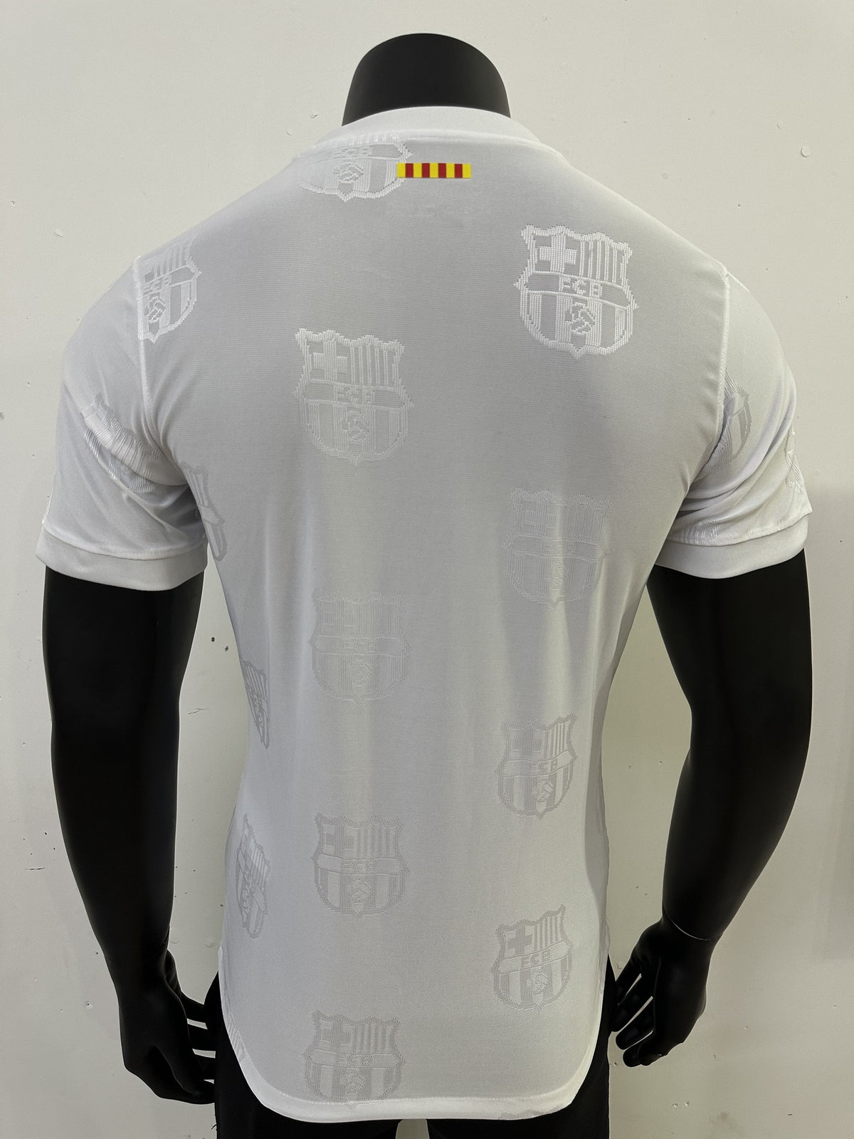 Barcelona Player 24/25 Tonal Pattern White Special Edition Kit – image 2