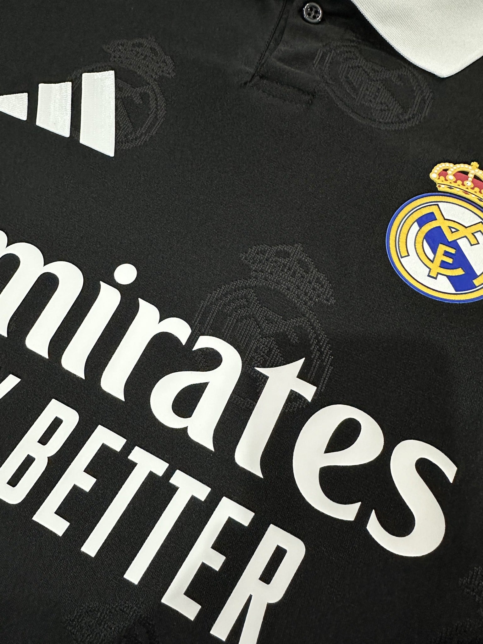 Real Madrid Player 25/26 Tonal Pattern Black Special Edition Kit – image 3