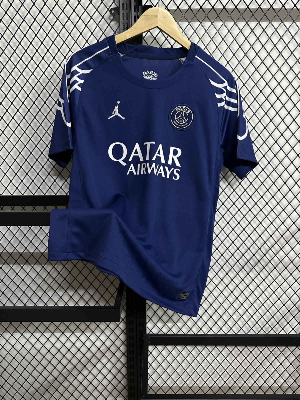 Paris Saint-Germain 24/25 Fourth Kit – image 3