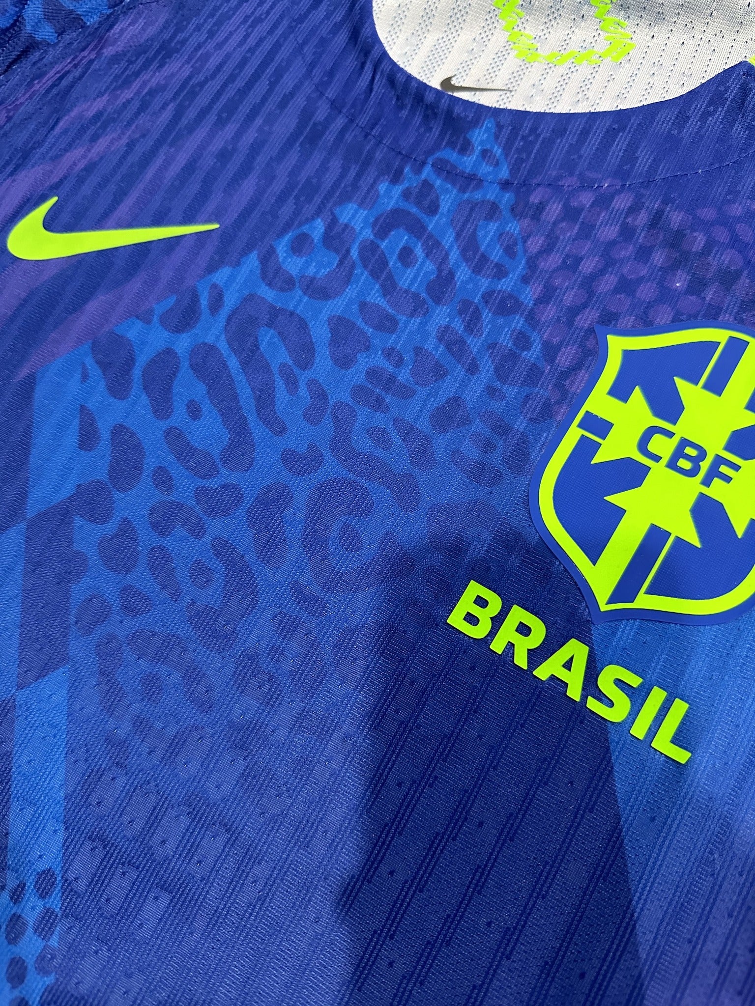 Brazil Player 25/26 Away Kit – image 3