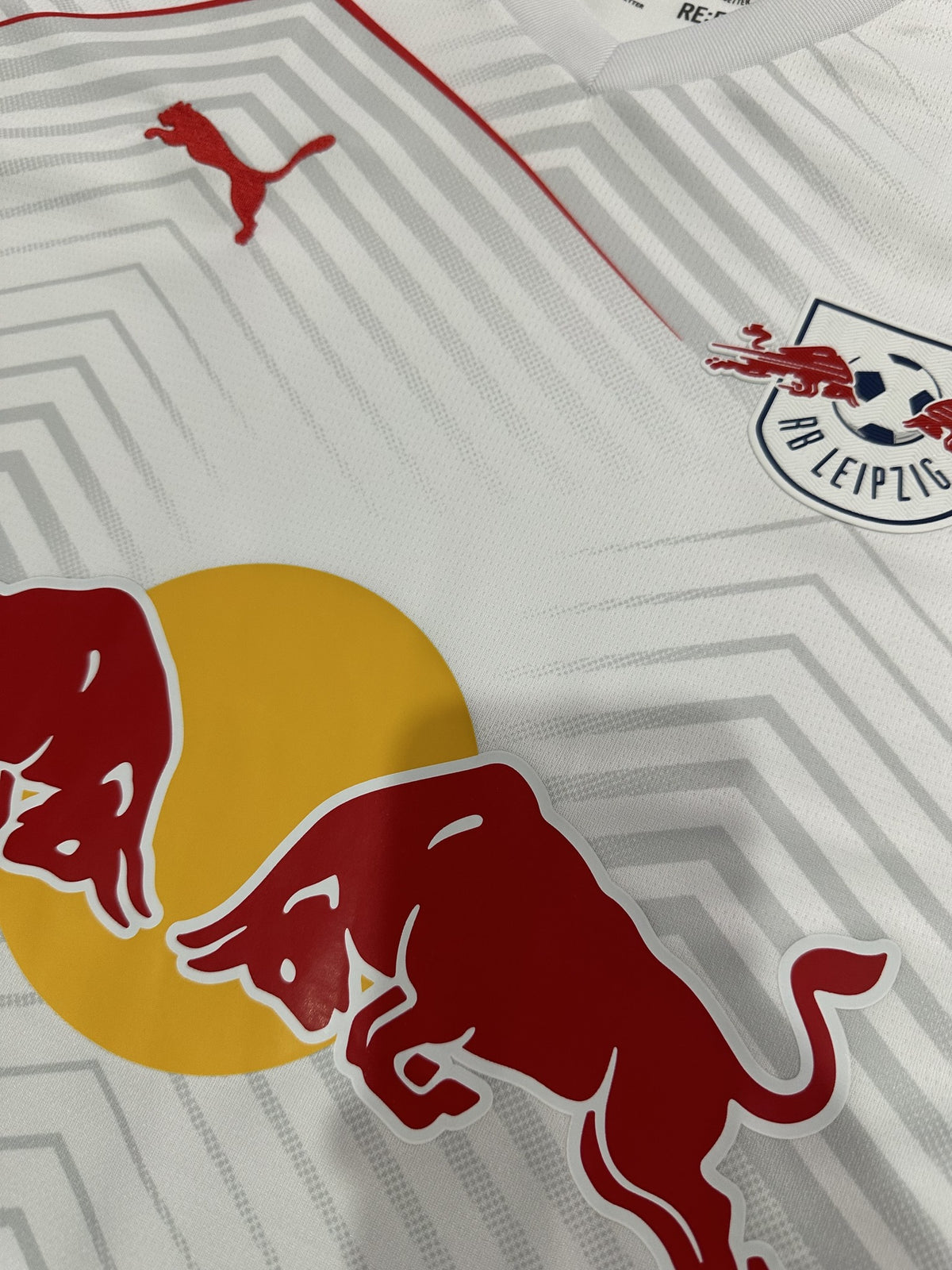 RB Leipzig 25/26 Home Kit – image 4