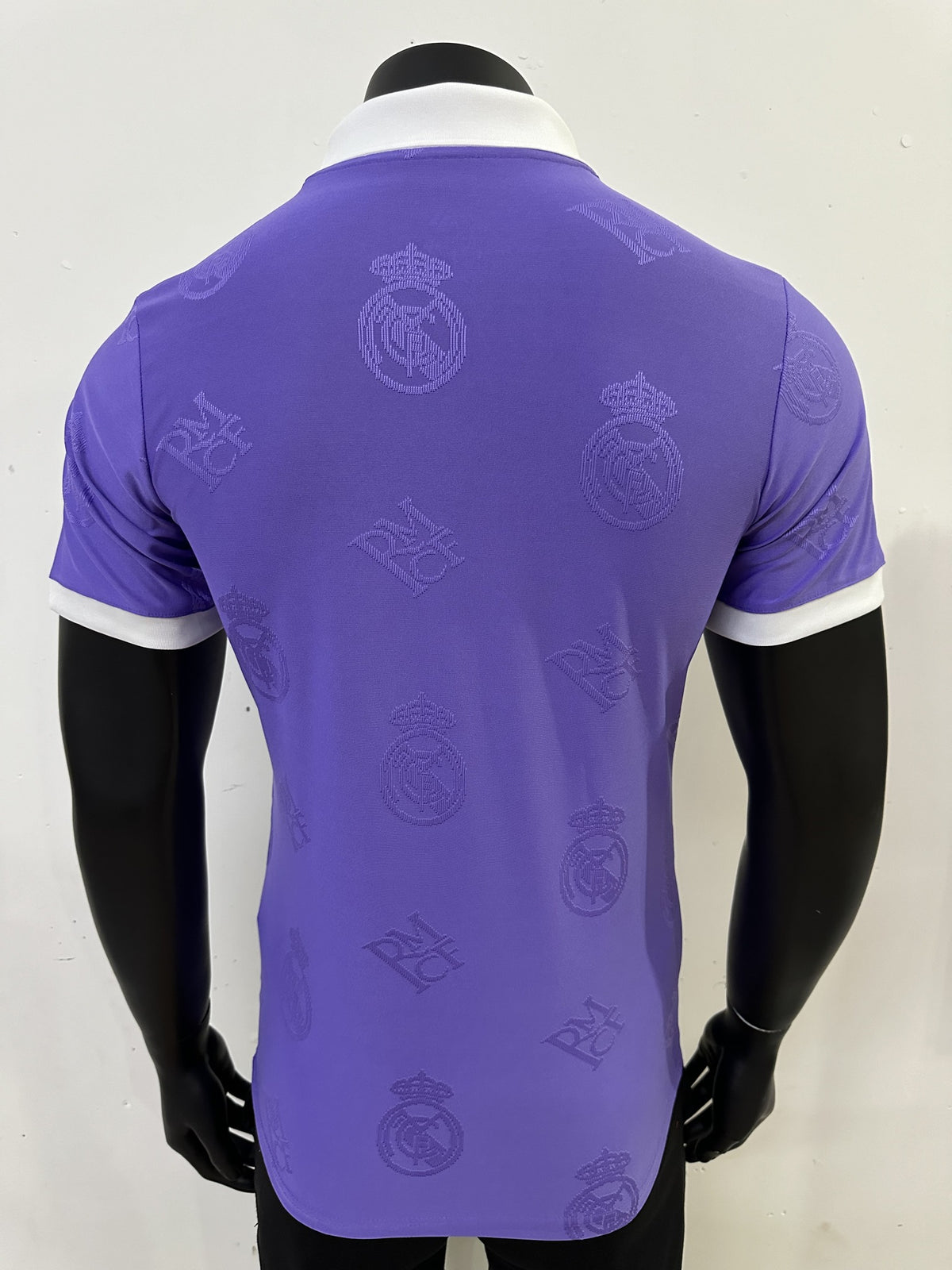 Real Madrid Player 25/26 Tonal Pattern Purple Special Edition Kit – image 2