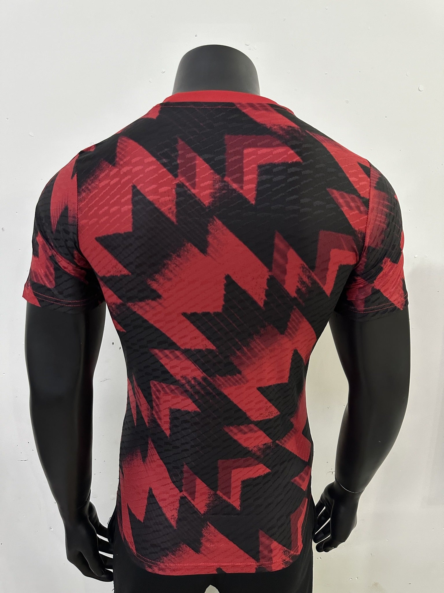 Manchester United Player 25/26 Training Kit – image 2