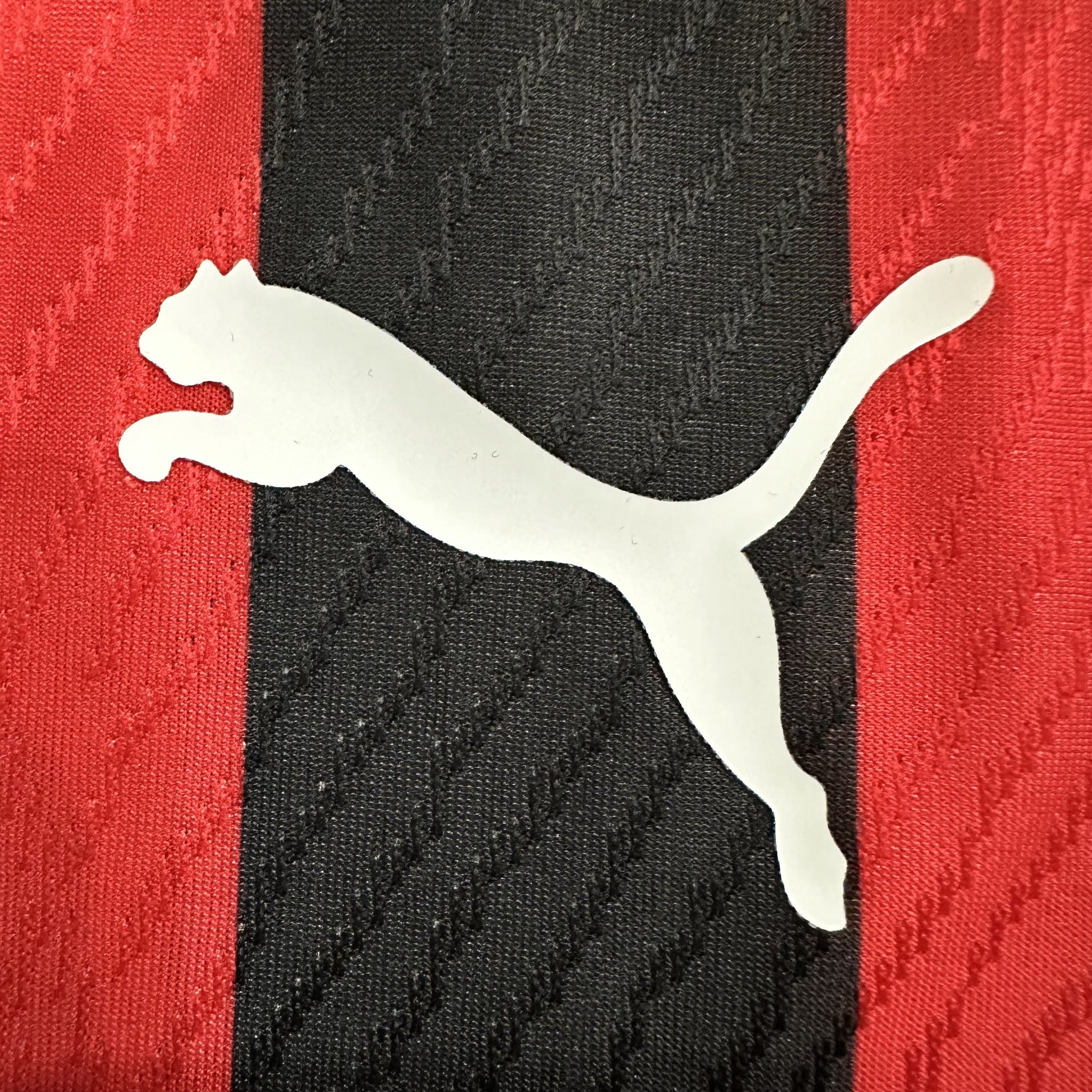Zlatan Ibrahimovic Player 25/26 Graffiti Special Edition Kit – image 6