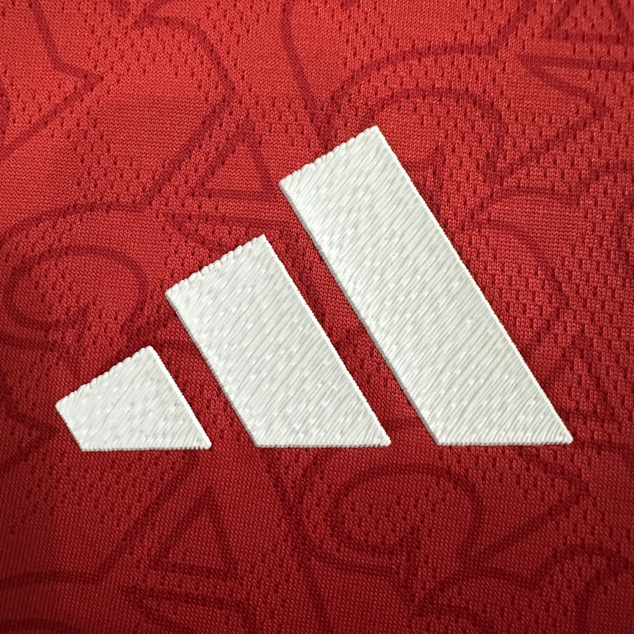 Arsenal Player 25/26 Home Kit – image 7