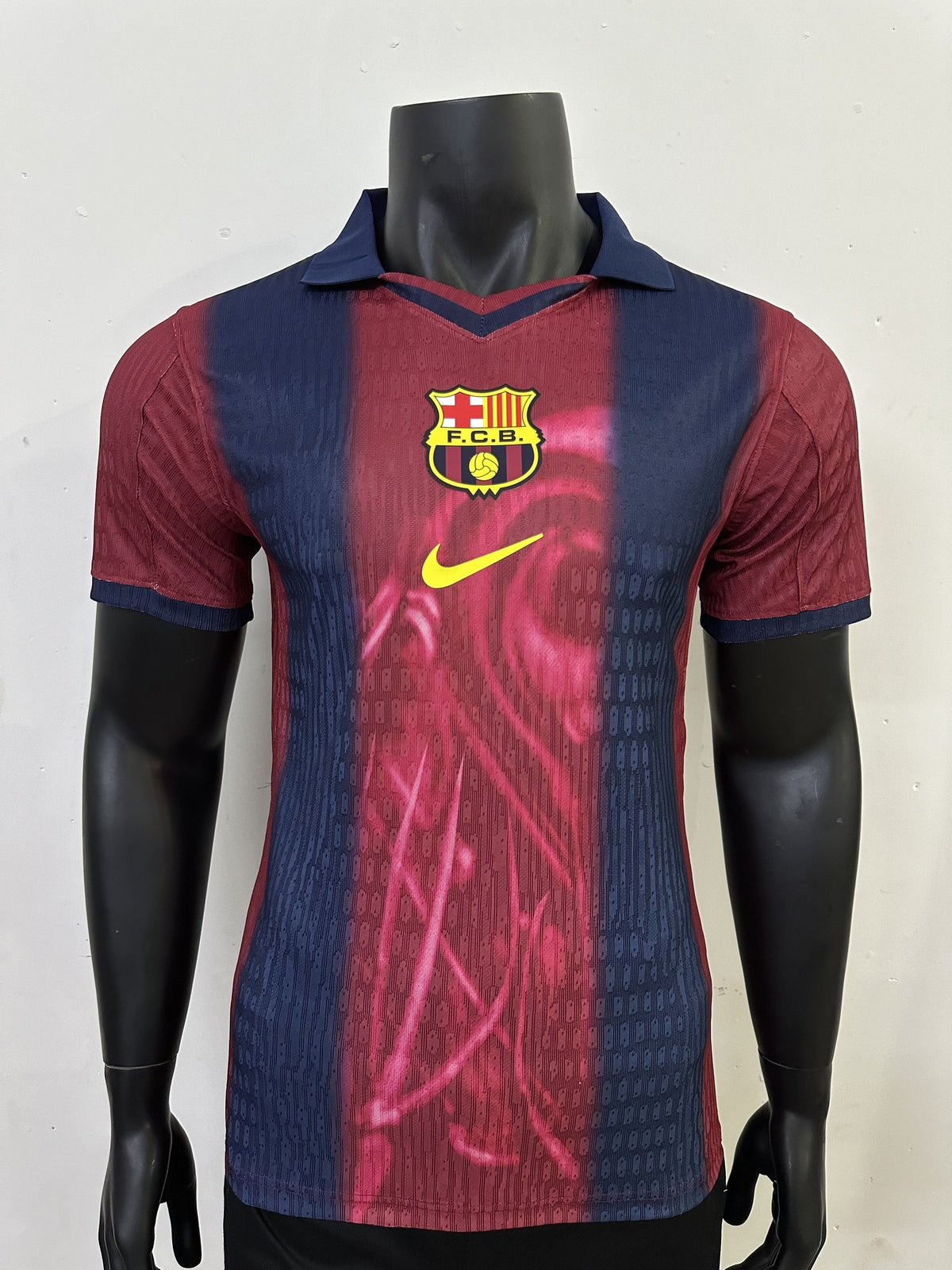 Barcelona Player 25/26 x Travis Scott Special Edition Kit – image 1