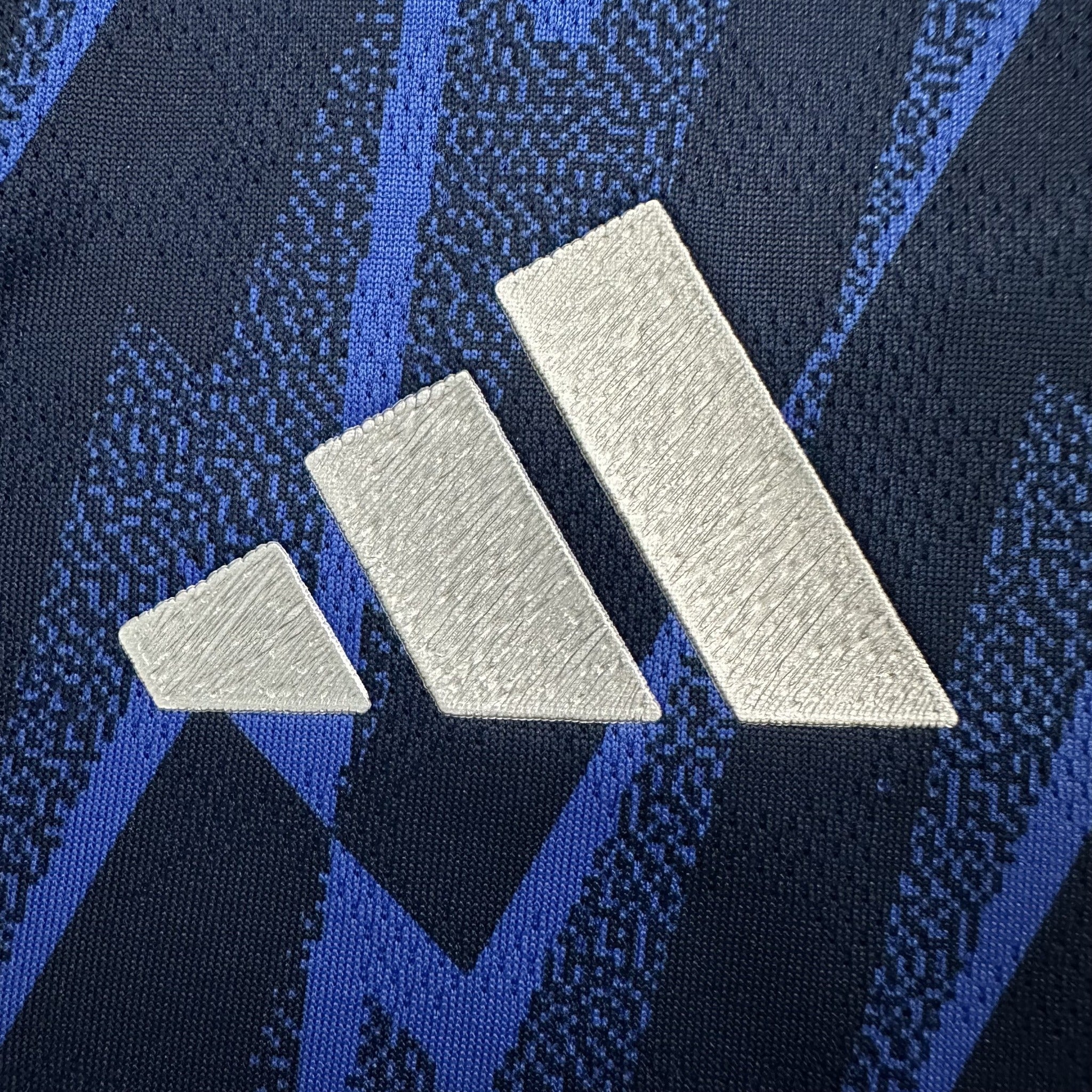 Arsenal Player 25/26 Away Kit – image 7