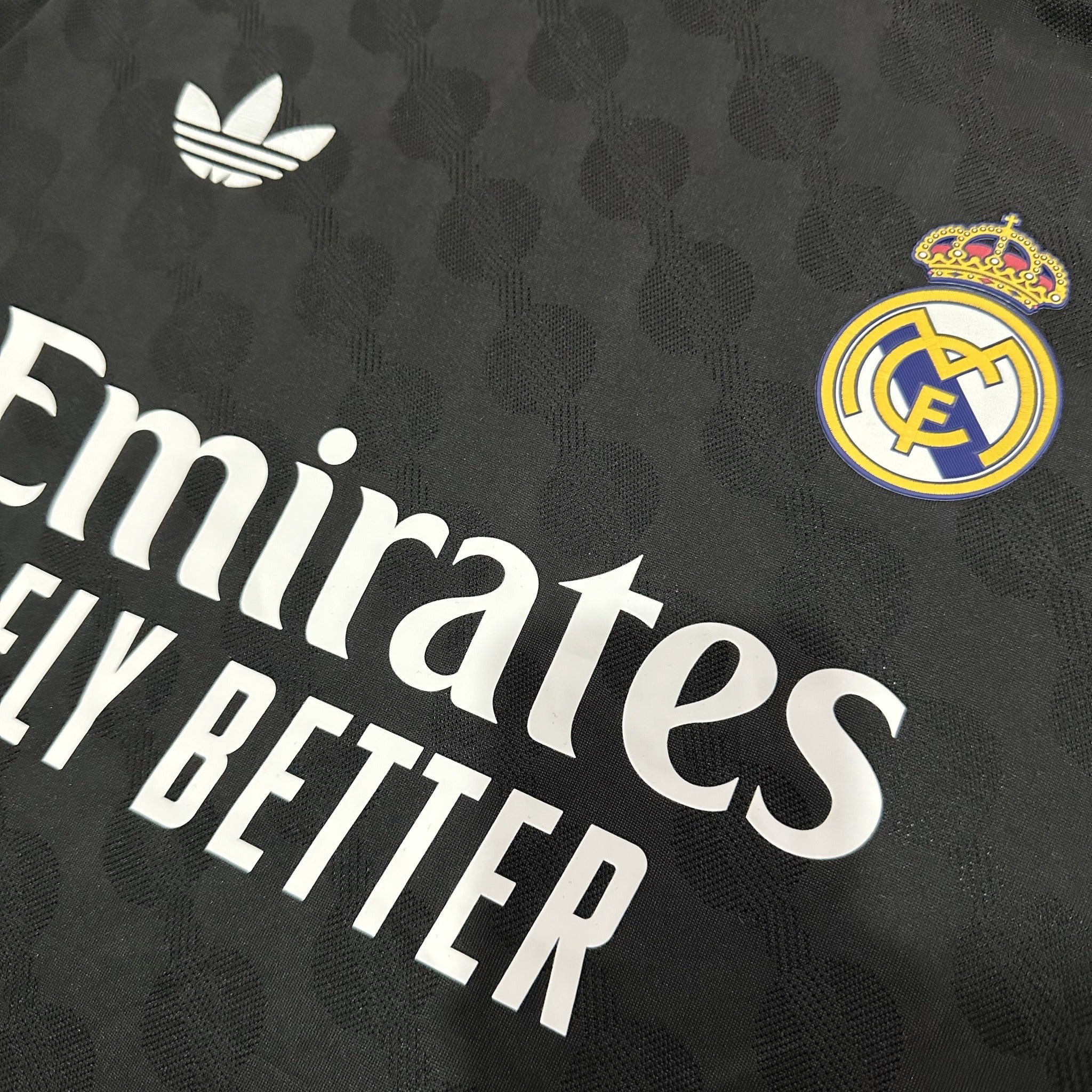 Real Madrid Player 25/26 Black Special Edition Kit – image 5