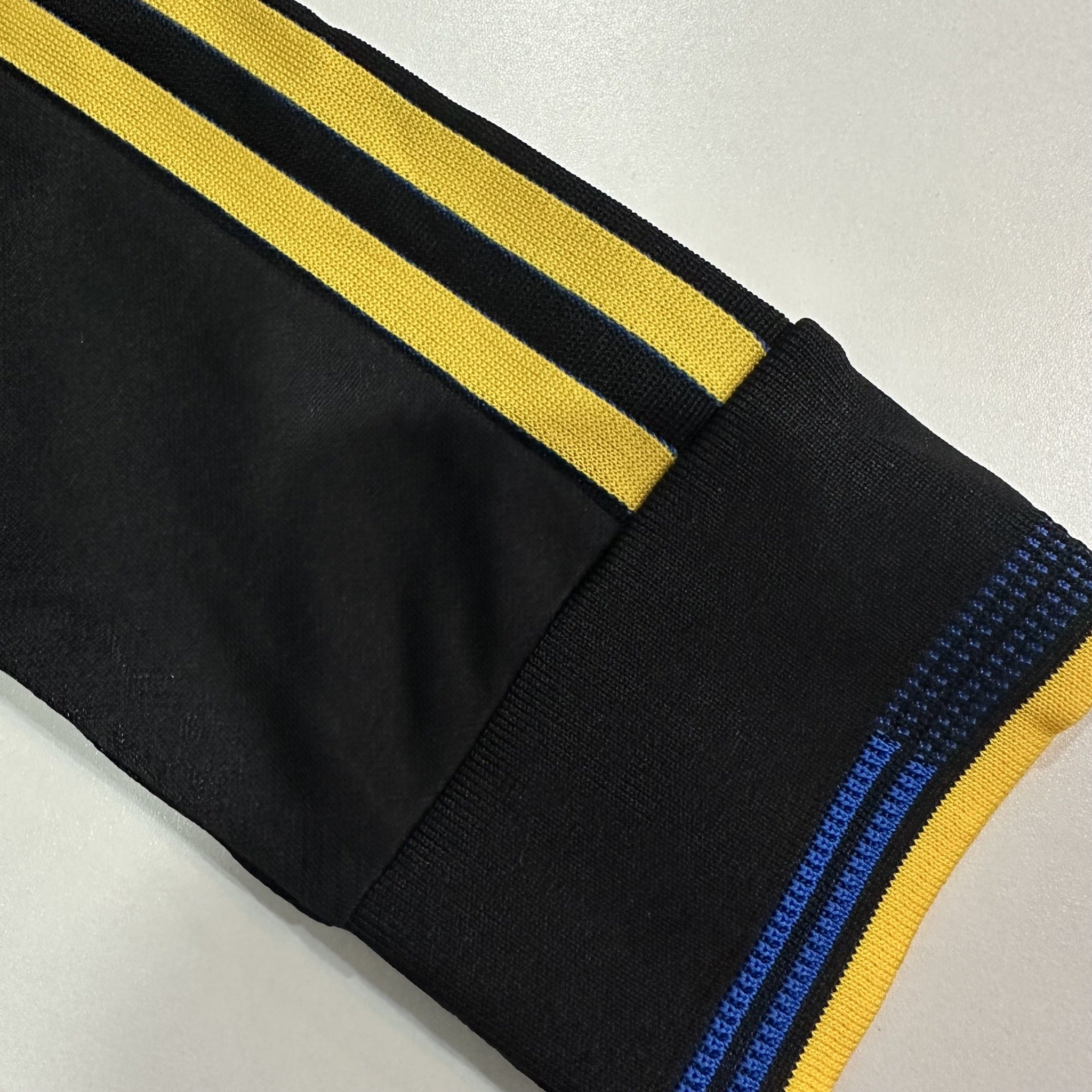 Manchester United Player 25/26 Third Long Sleeve Kit – image 8