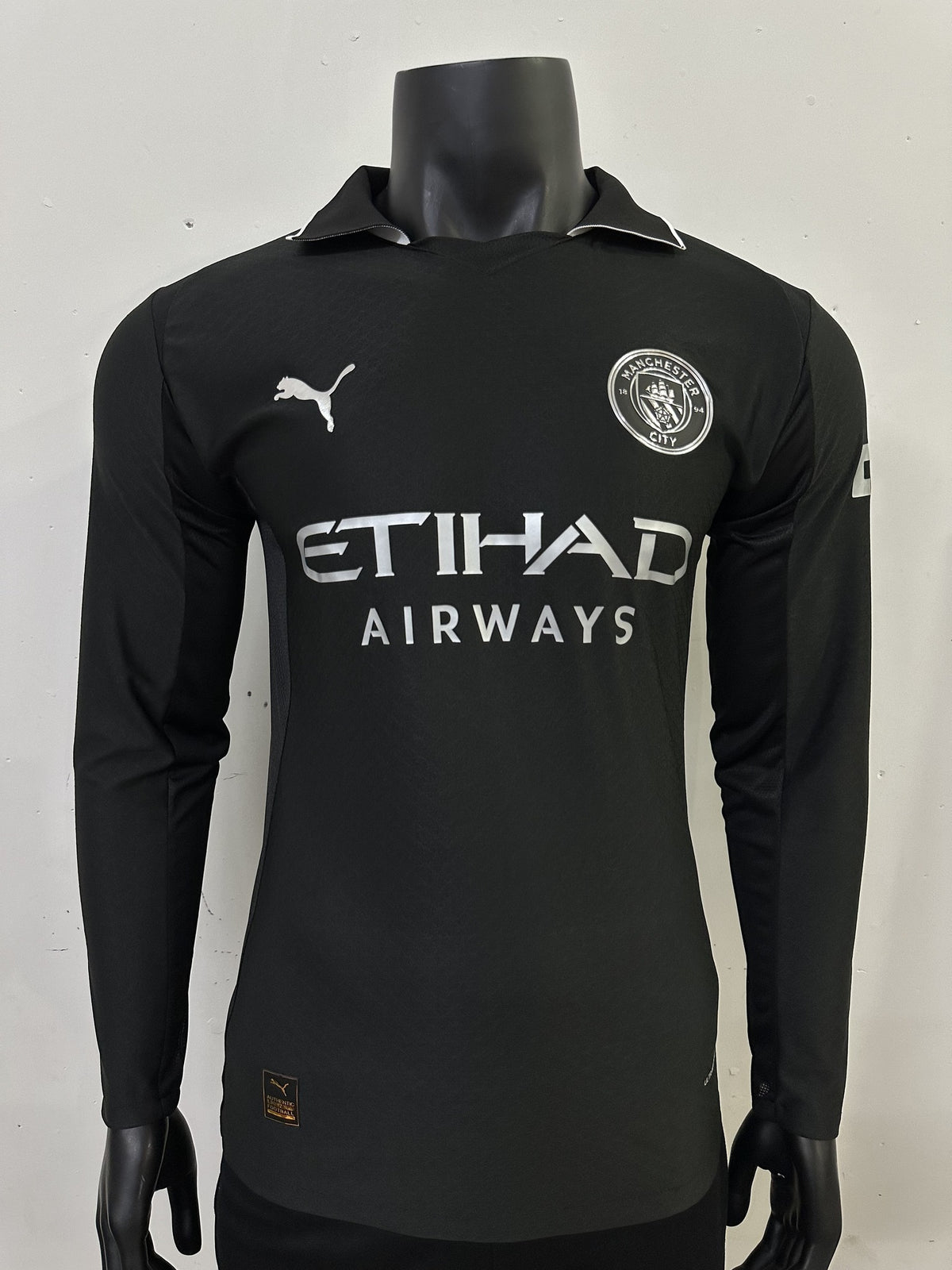 Manchester City Player 25/26 Away Long Sleeve Kit – image 1