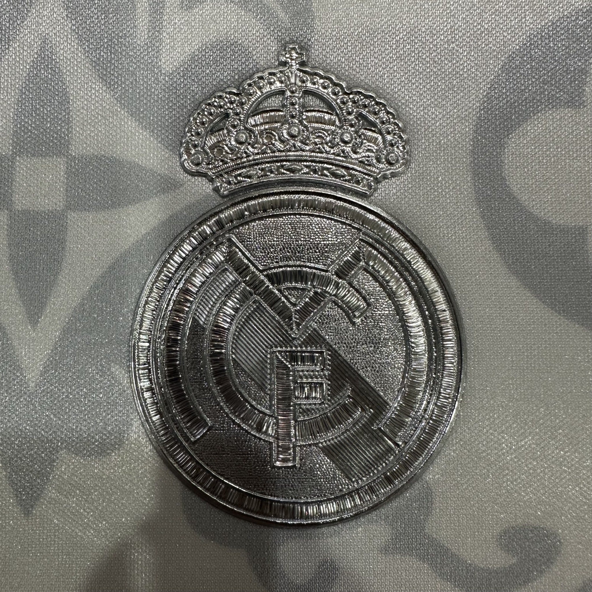 Real Madrid Player 25/26 x Louis Vuitton Special Edition Kit – image 6