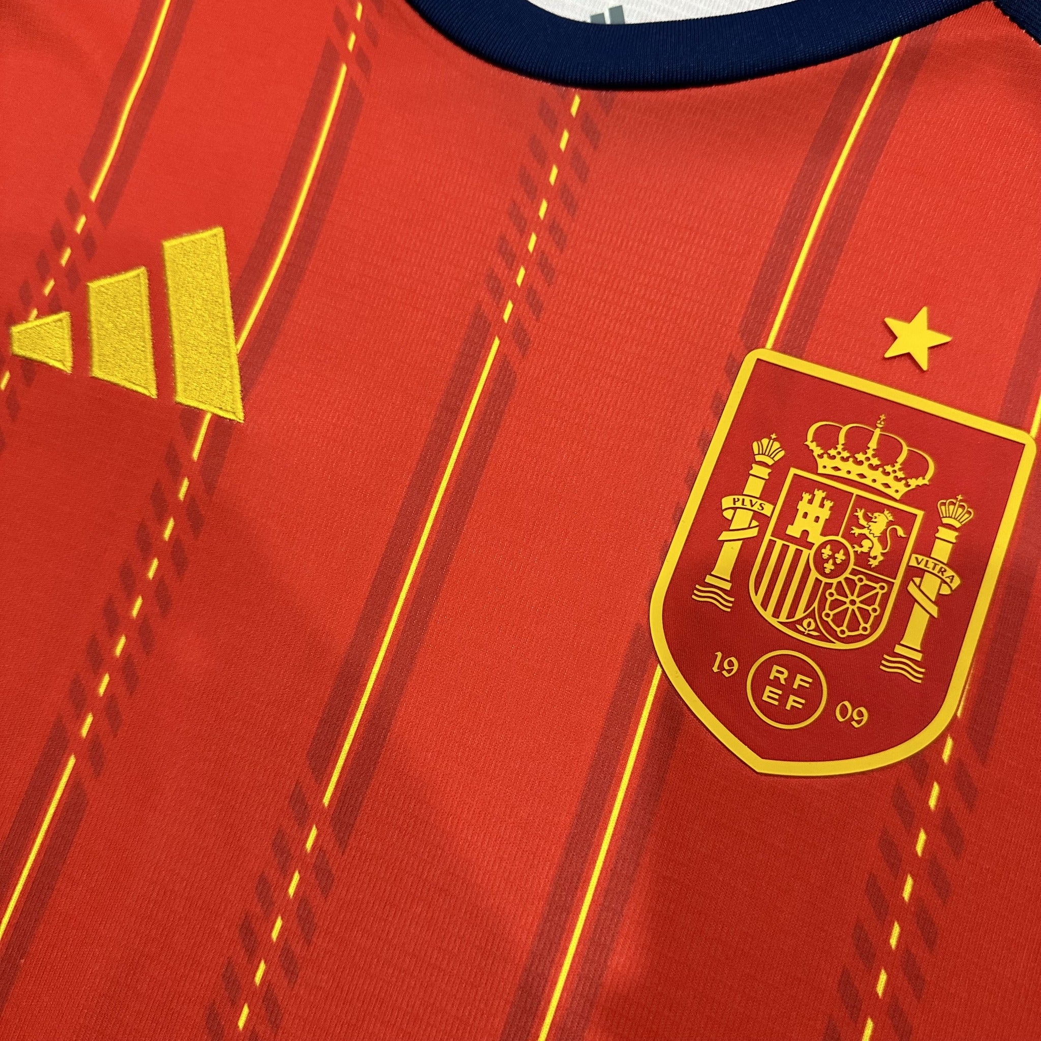 Spain 26/27 Home Kit – image 4