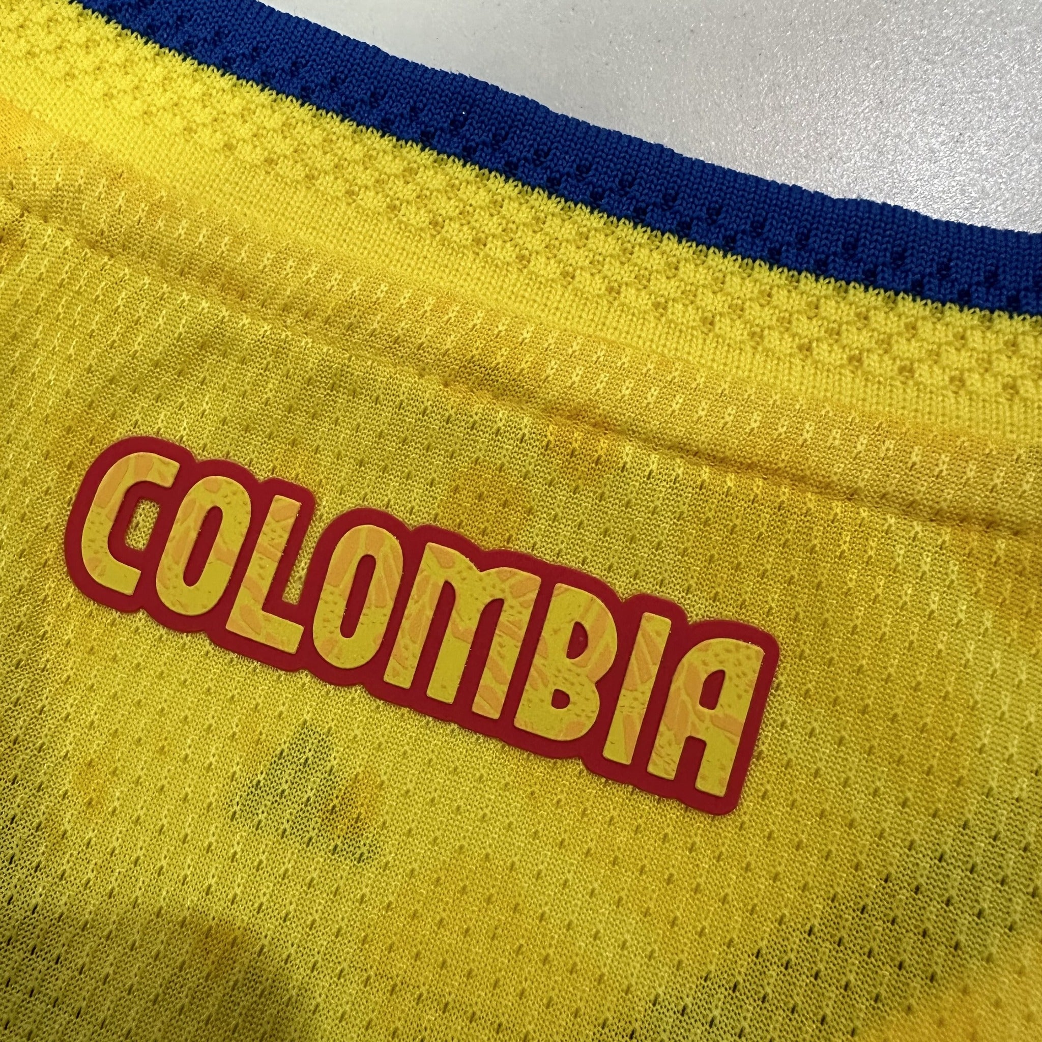 Colombia Player 26/27 Home Long Sleeve Kit – image 8