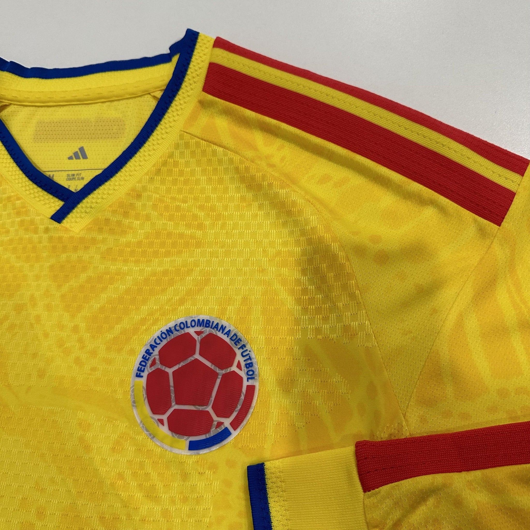 Colombia Player 26/27 Home Long Sleeve Kit – image 9
