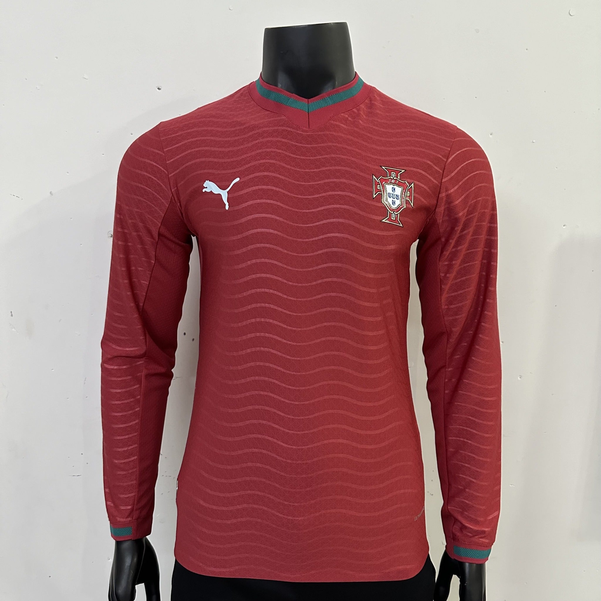 Portugal Player 26/27 Home Long Sleeve Kit – image 3