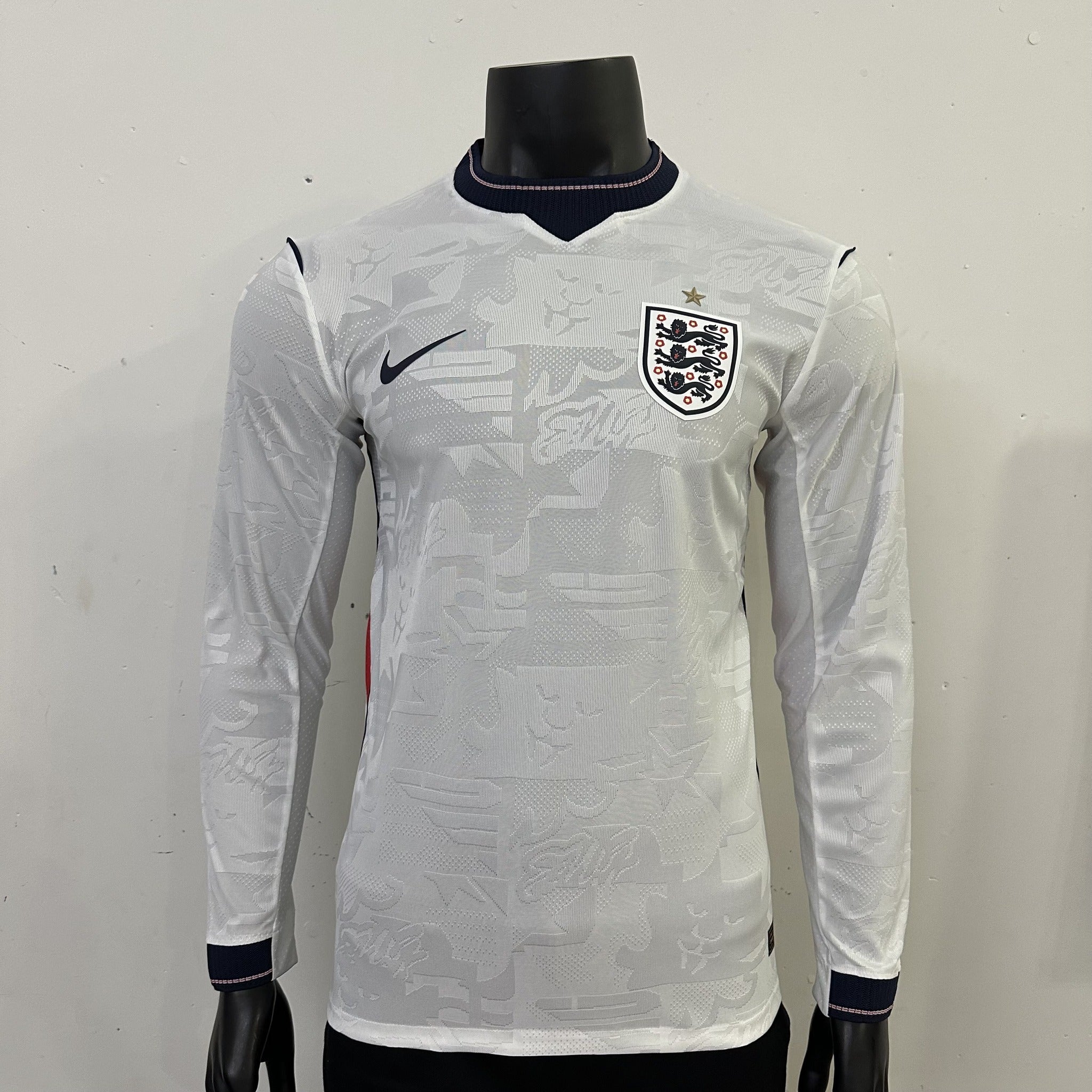 England Player 26/27 Home Long Sleeve Kit – image 3