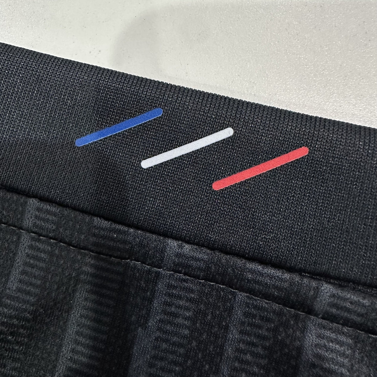 Paris Saint-Germain 25/26 Fourth Kit – image 8