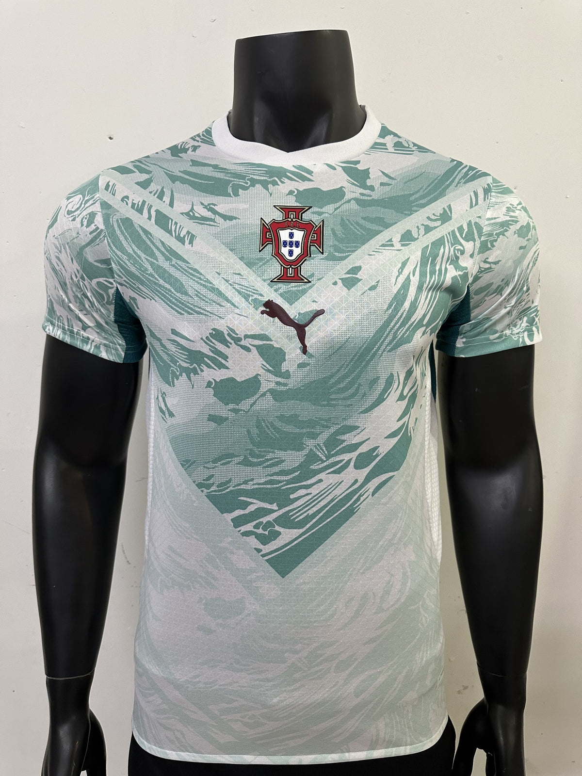 Portugal Player 26/27 Away Kit – image 1