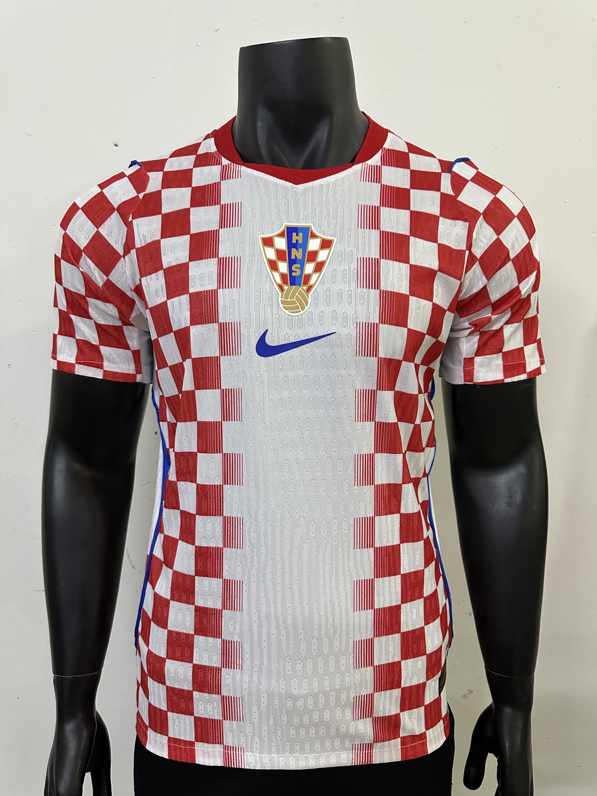 Croatia Player 26/27 Home Kit – image 1