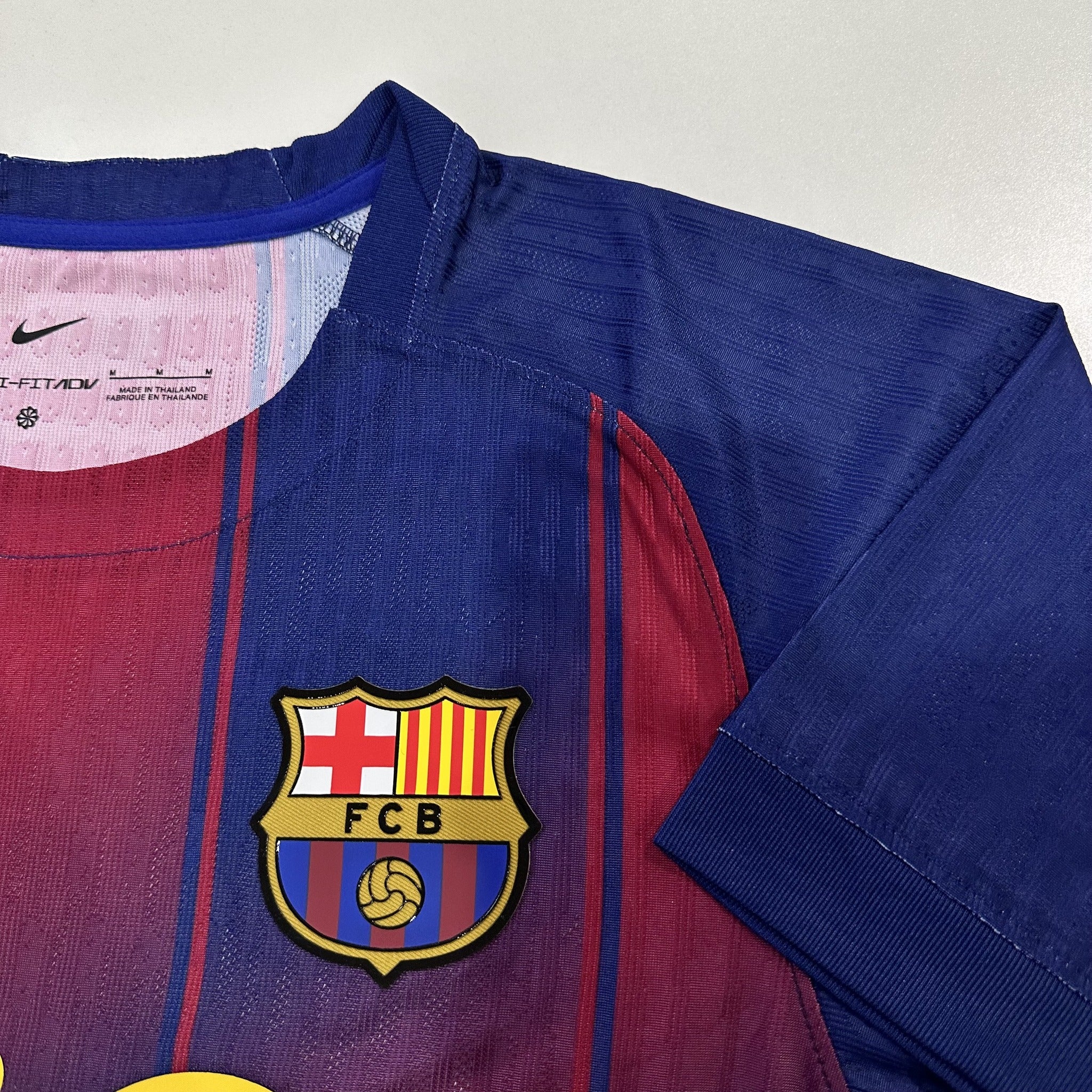 Barcelona Player 25/26 Home Sponsor Variant Kit – image 9