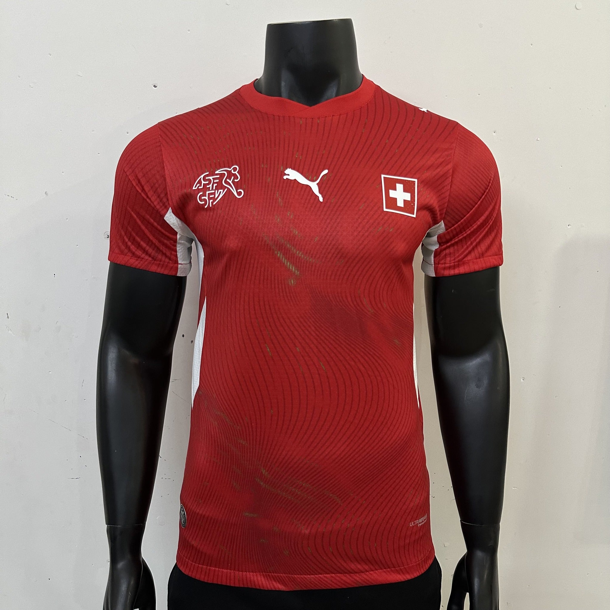 Switzerland Player 26/27 Home Kit – image 3