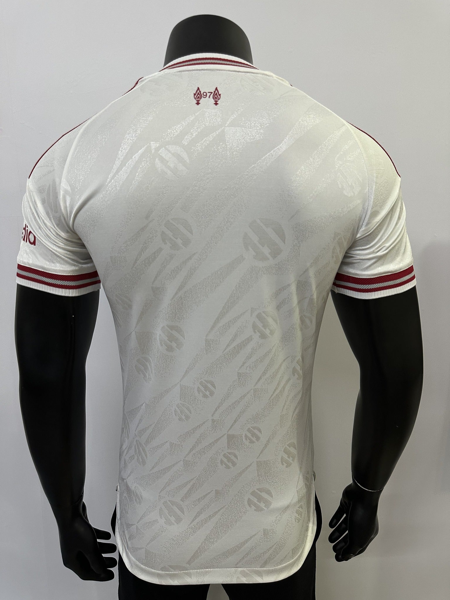 Liverpool Player 26/27 Away Kit – image 2