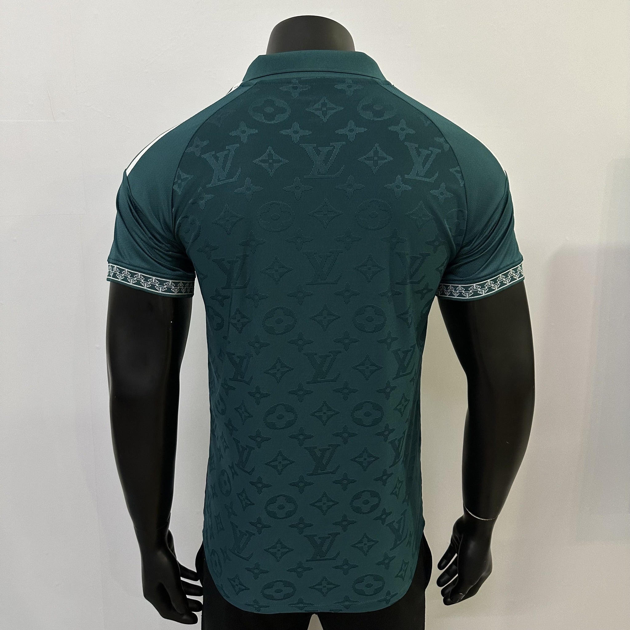 Real Madrid Player 26/27 Green Special Edition Kit – image 4