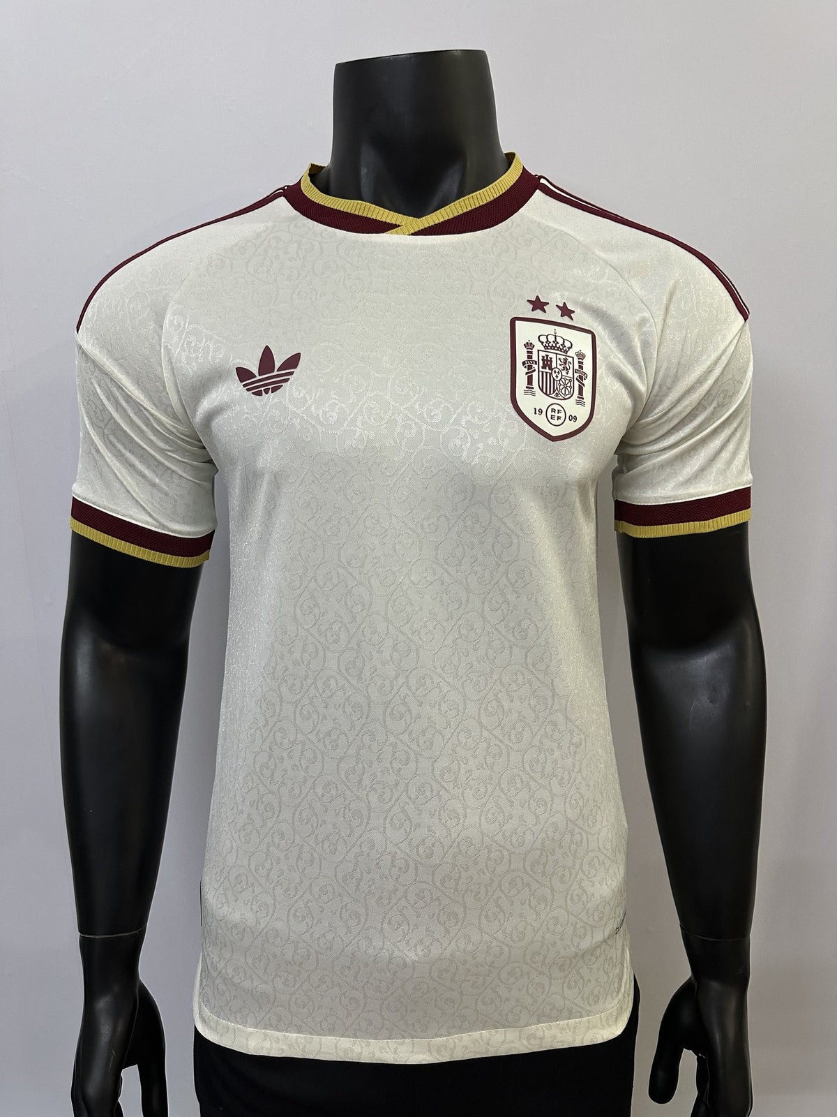Spain Player 26/27 Away Two-Star Champions Special Edition Kit – image 1