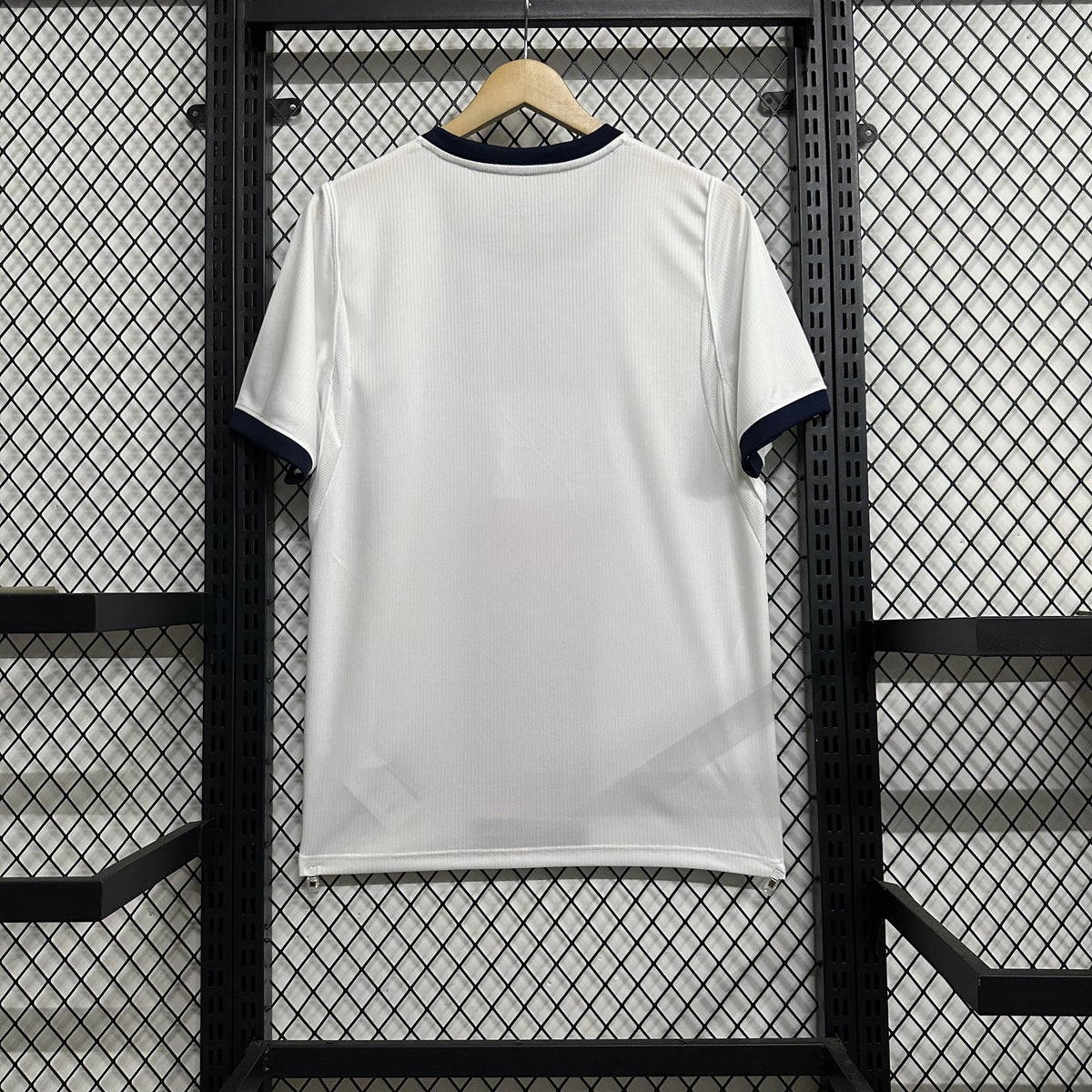 Paris Saint-Germain 26/27 Away Kit – image 2