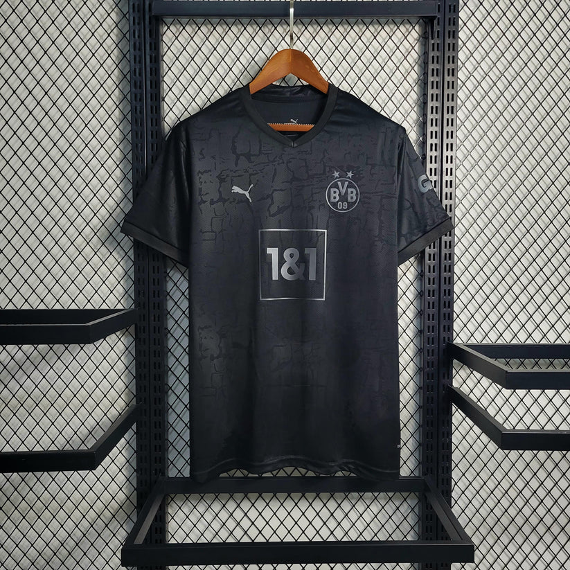 Borussia Dortmund Special Edition Kit - Доставка 1 Работен Ден
