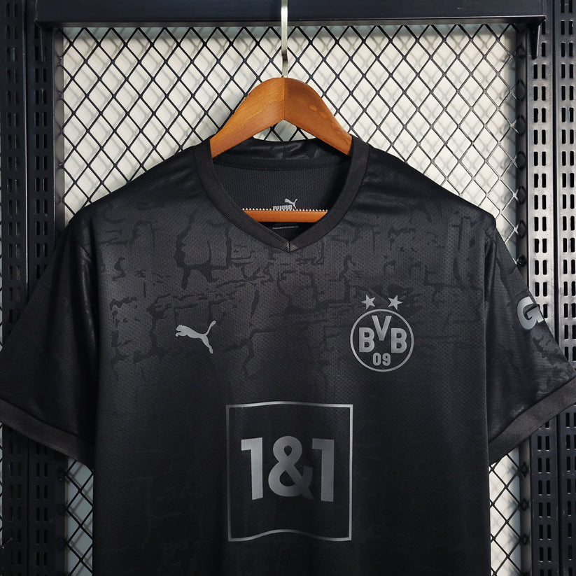 Borussia Dortmund Special Edition Kit - Доставка 1 Работен Ден