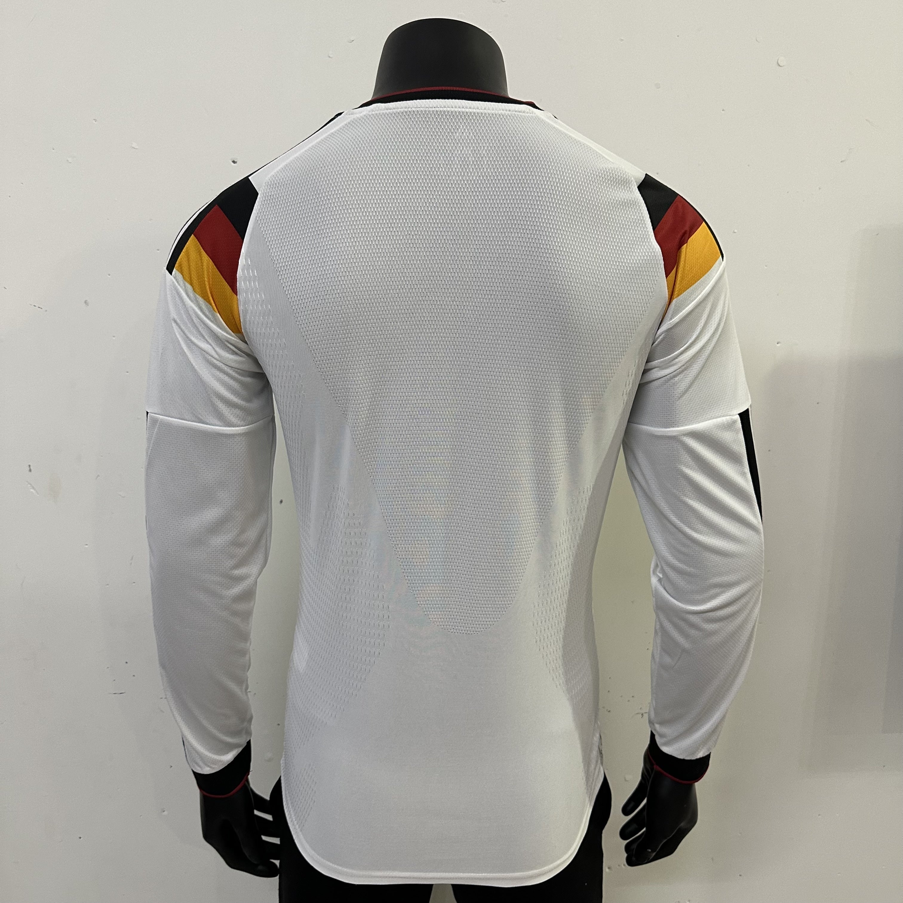 Germany Player 26/27 Home Long Sleeve Kit – image 4