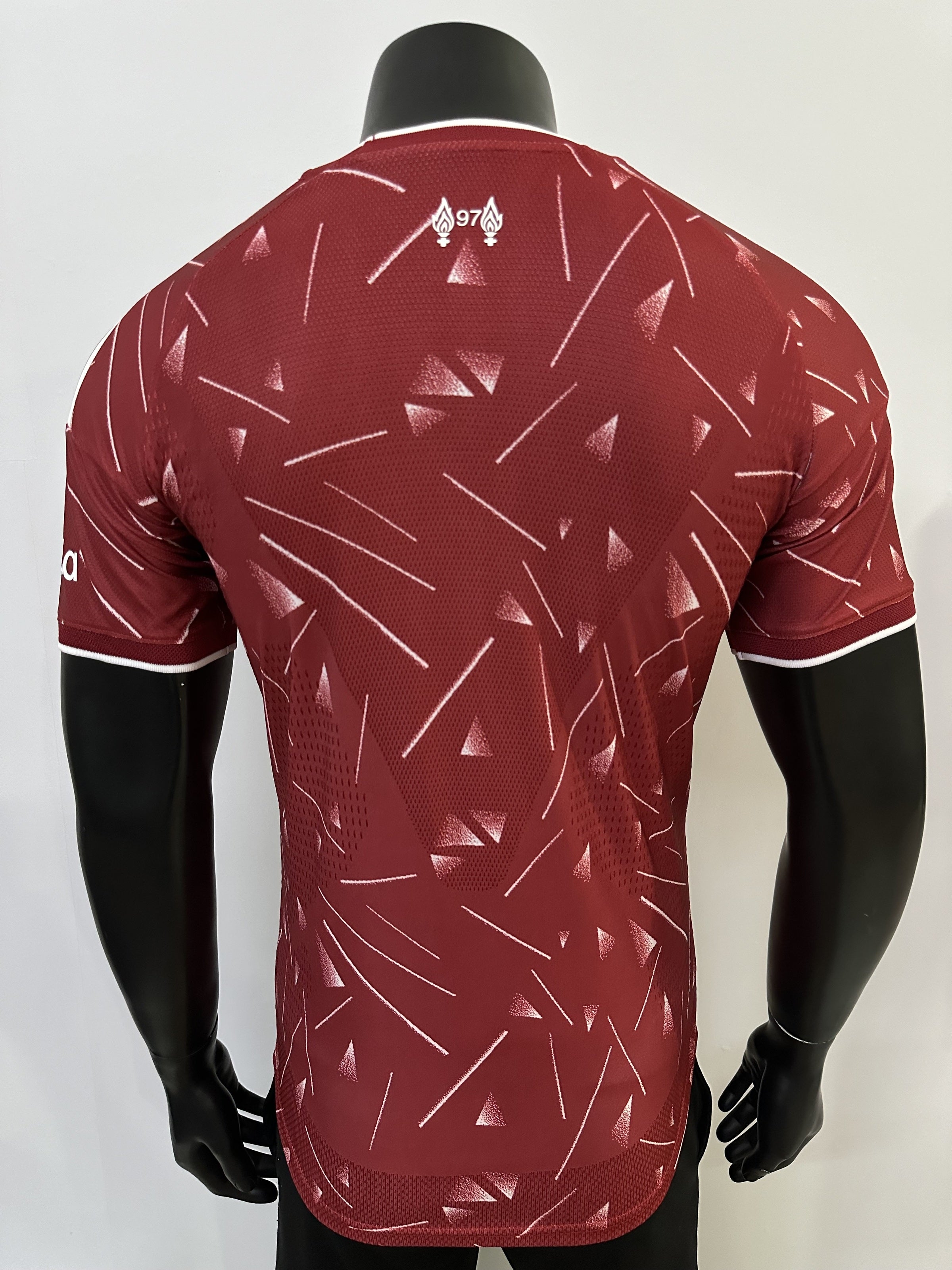 Liverpool Player 26/27 Home Kit – image 2