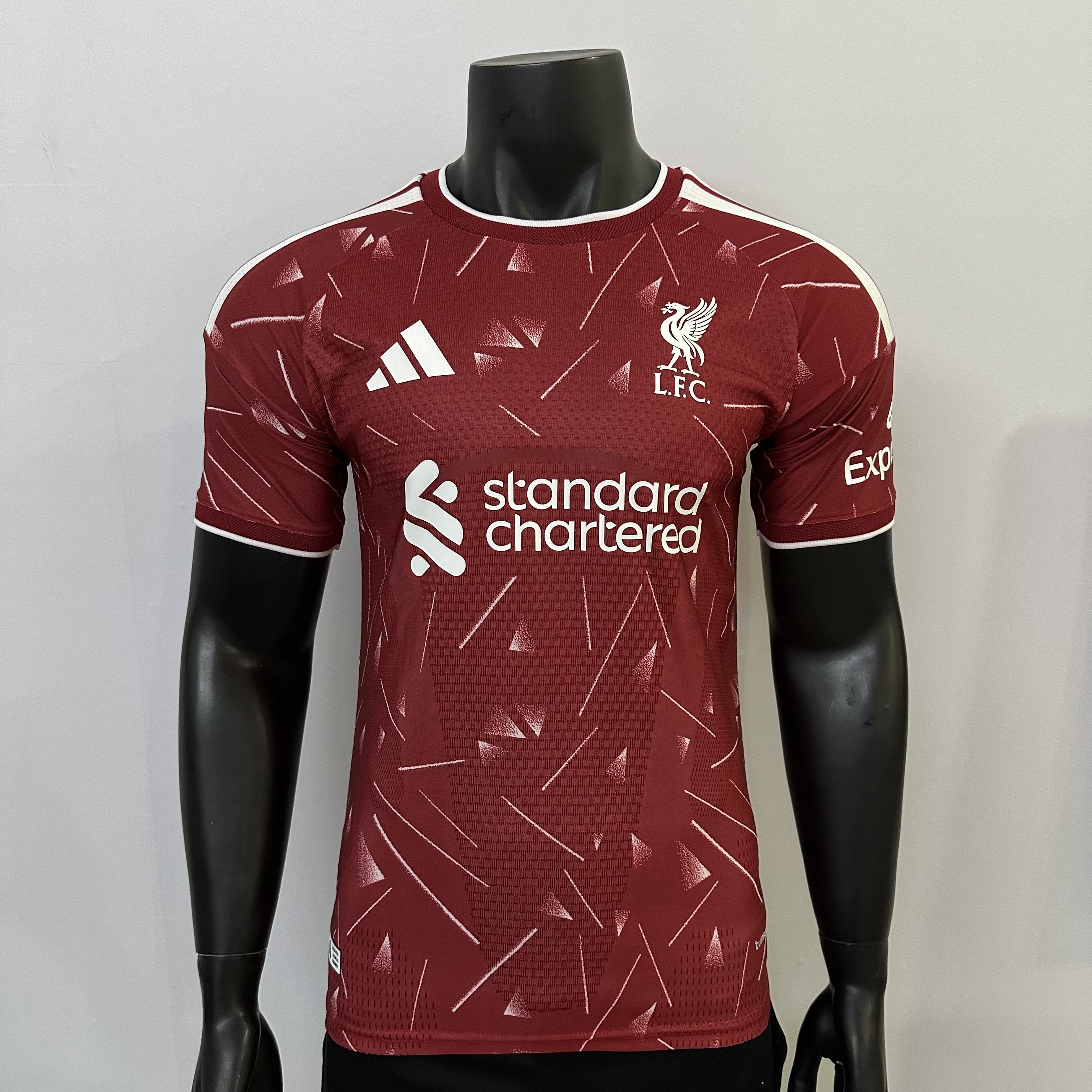 Liverpool Player 26/27 Home Kit – image 3