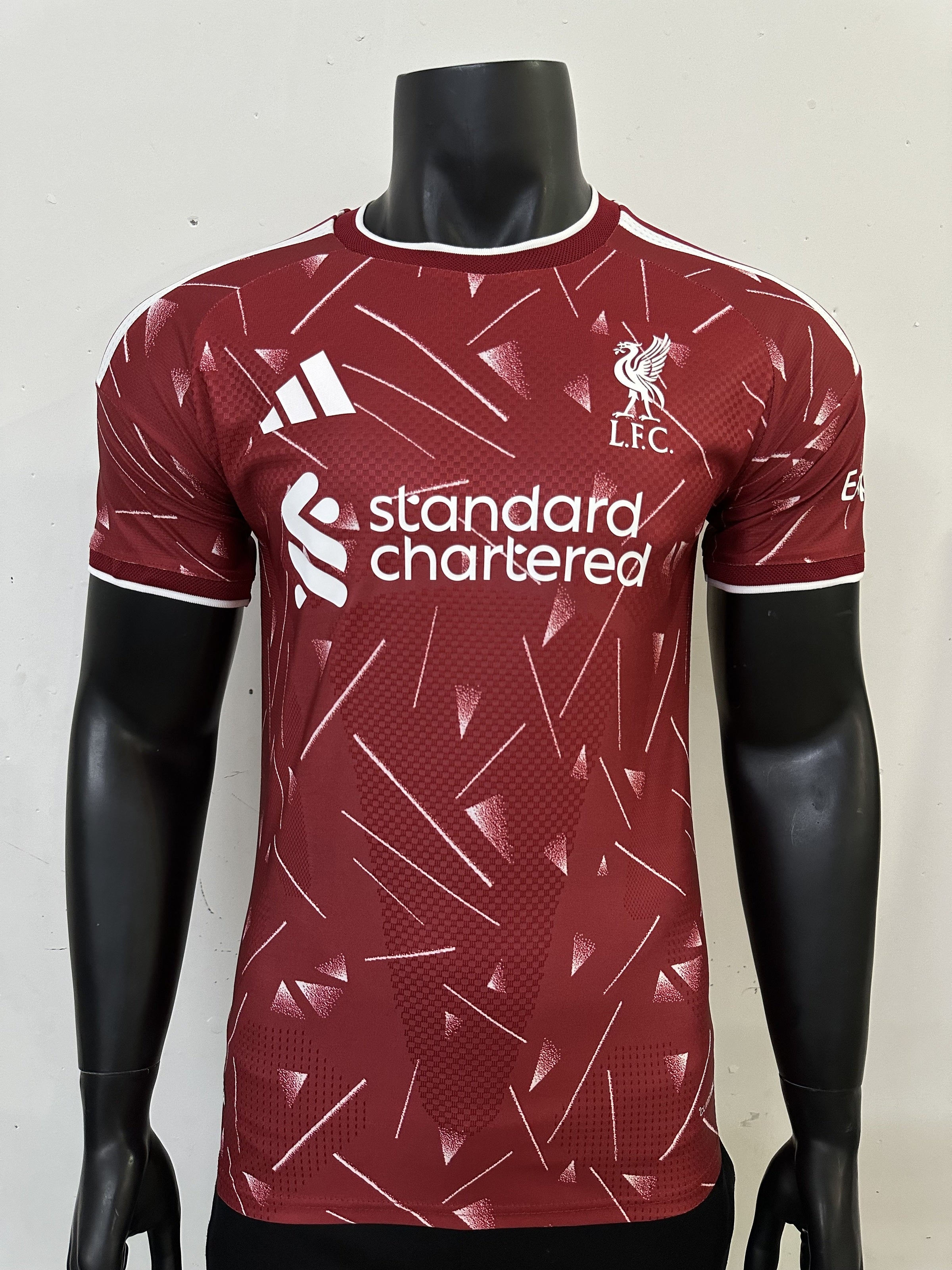 Liverpool Player 26/27 Home Kit – image 10