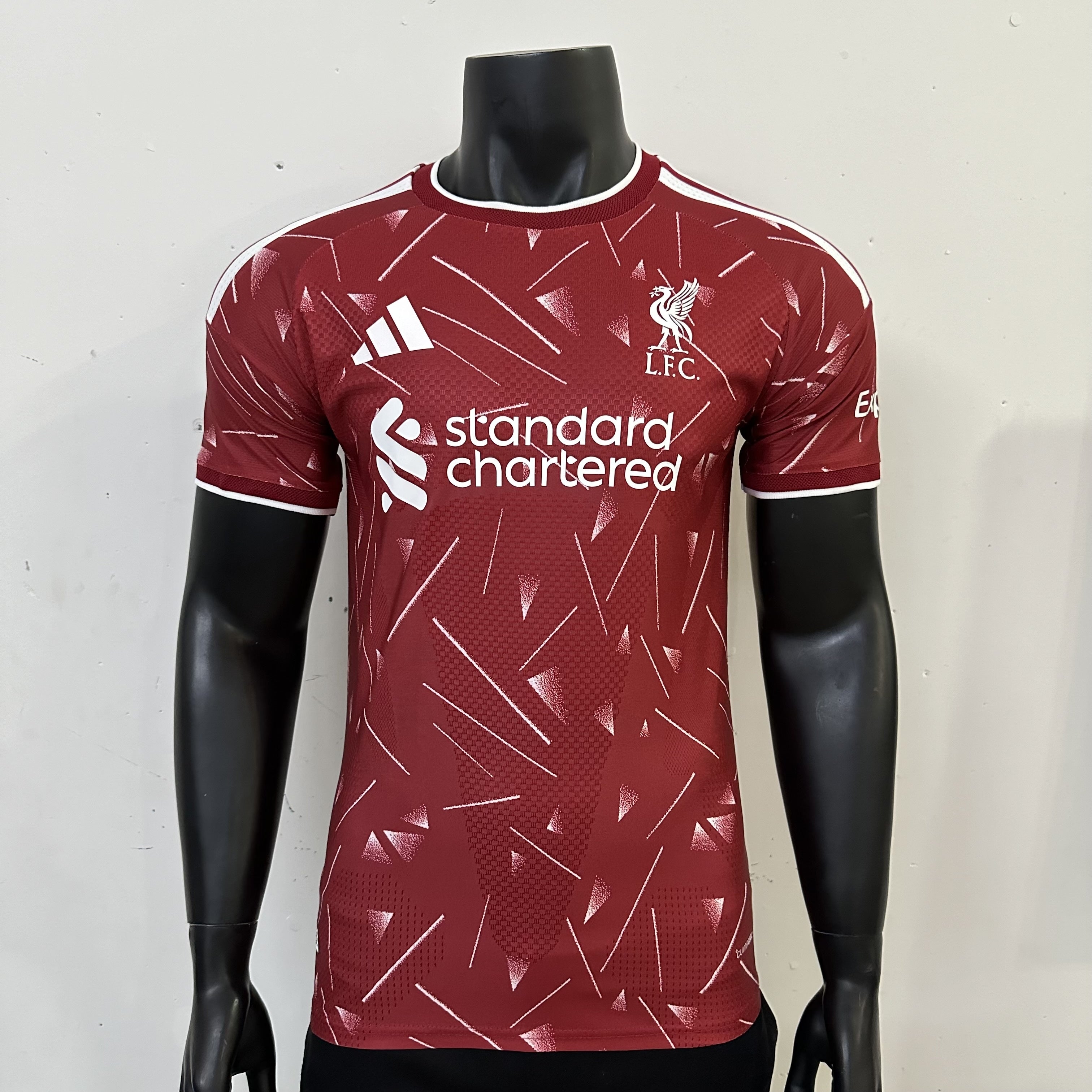 Liverpool Player 26/27 Home Kit – image 12