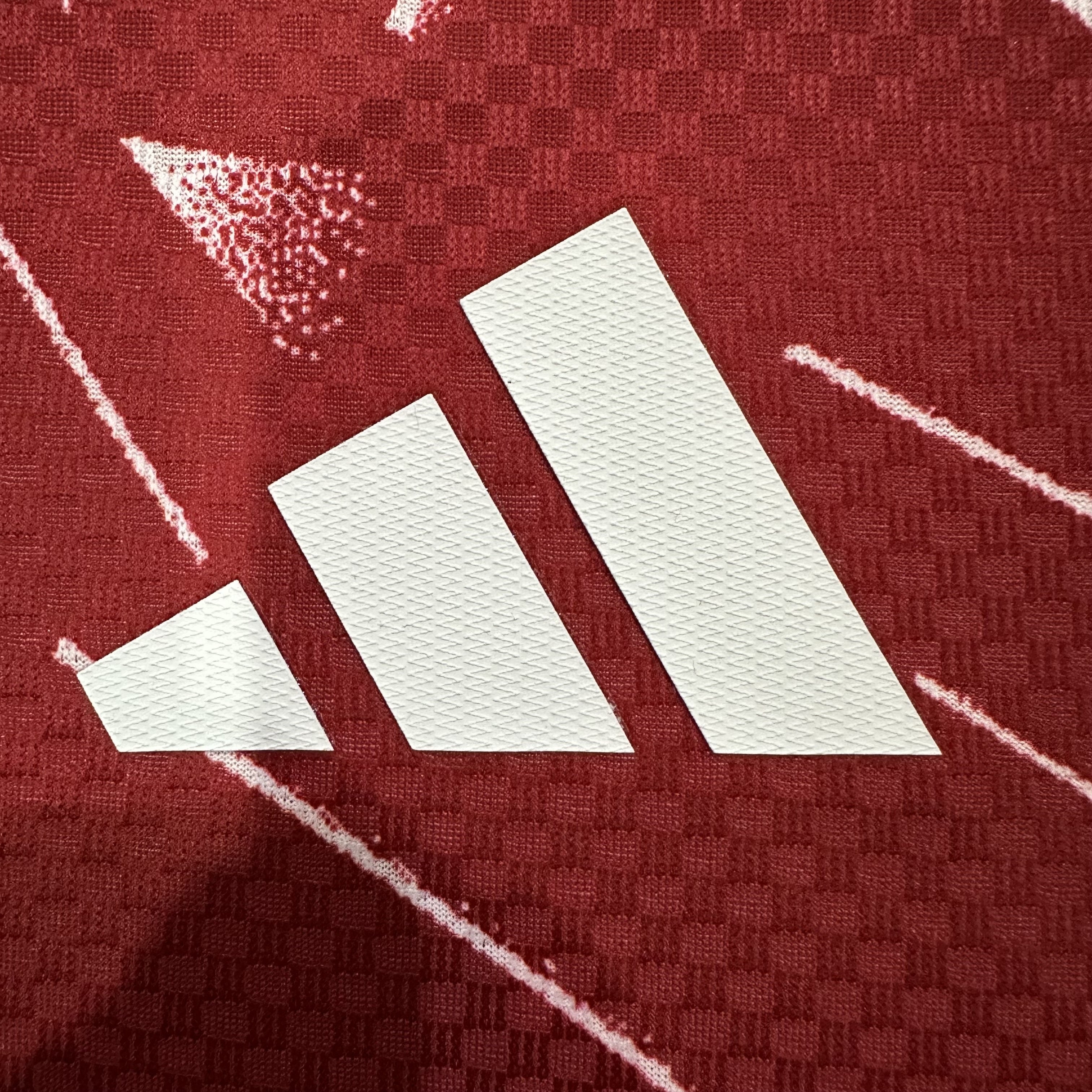 Liverpool Player 26/27 Home Kit – image 16