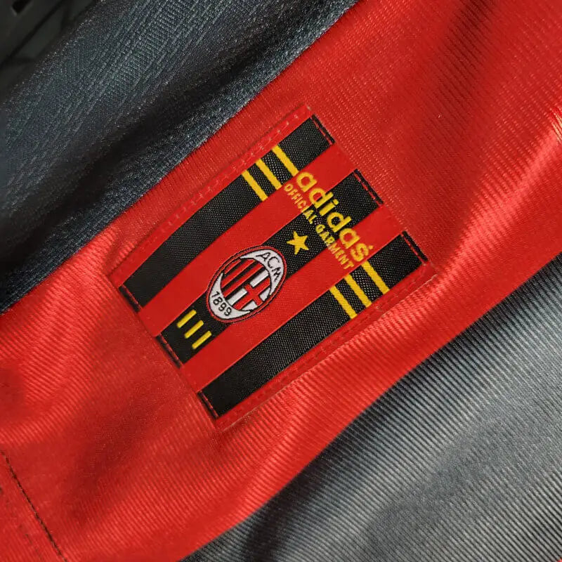 AC Milan 98/99 Home Kit - Доставка 1 Работен Ден