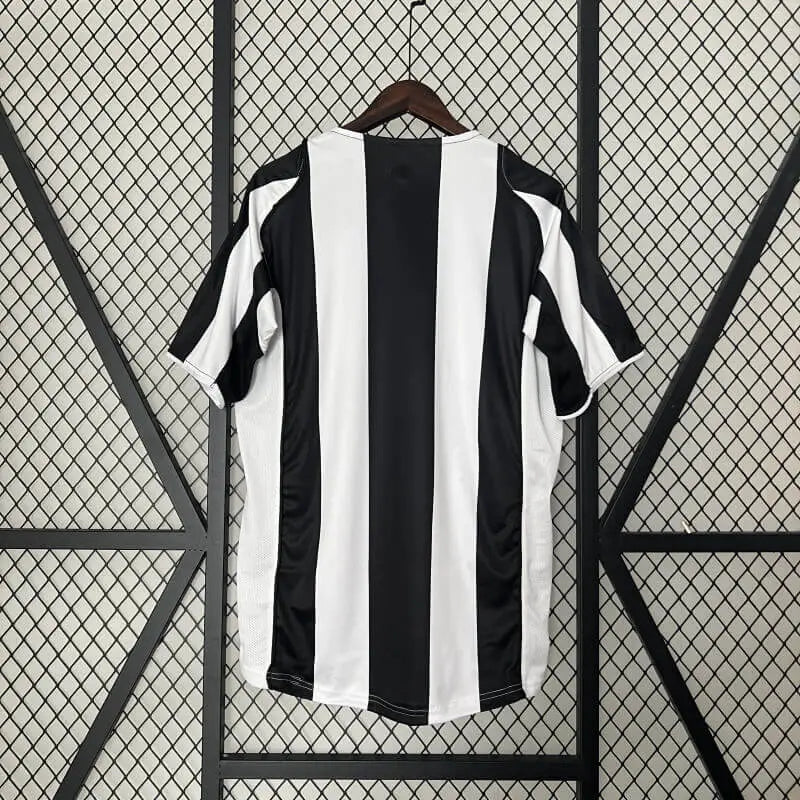 Juventus 04/05 Home Kit